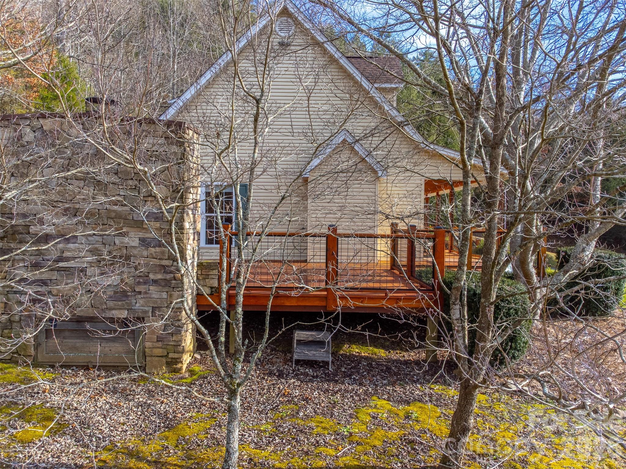 161 Rock Field Way — Sylva