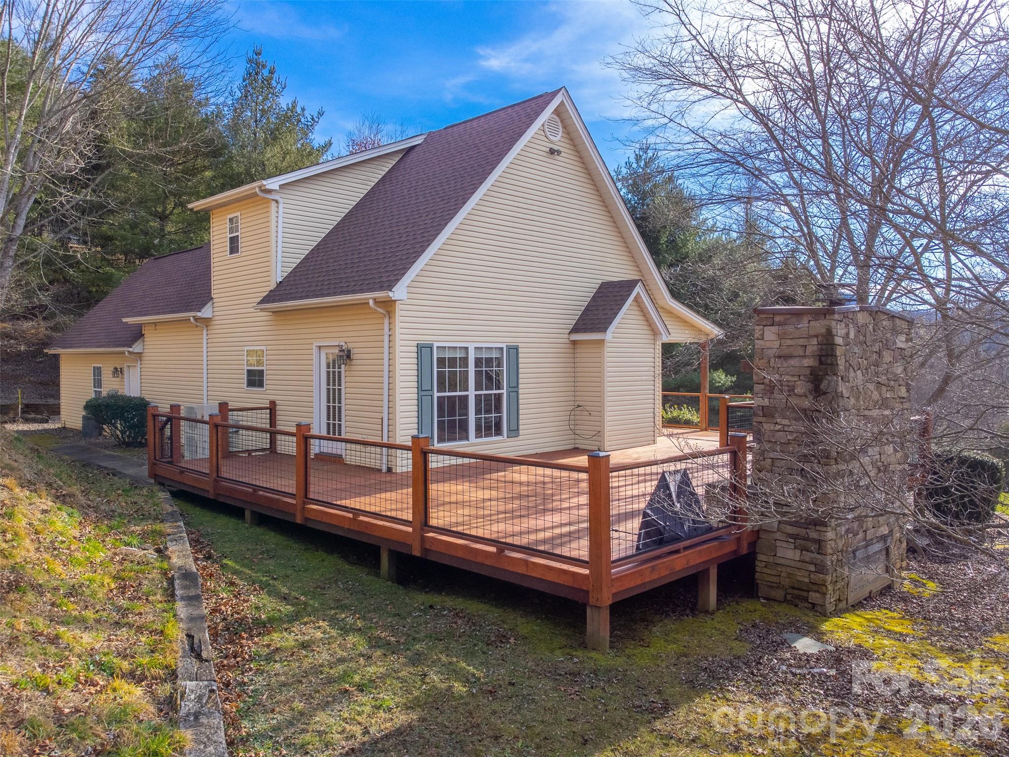161 Rock Field Way — Sylva