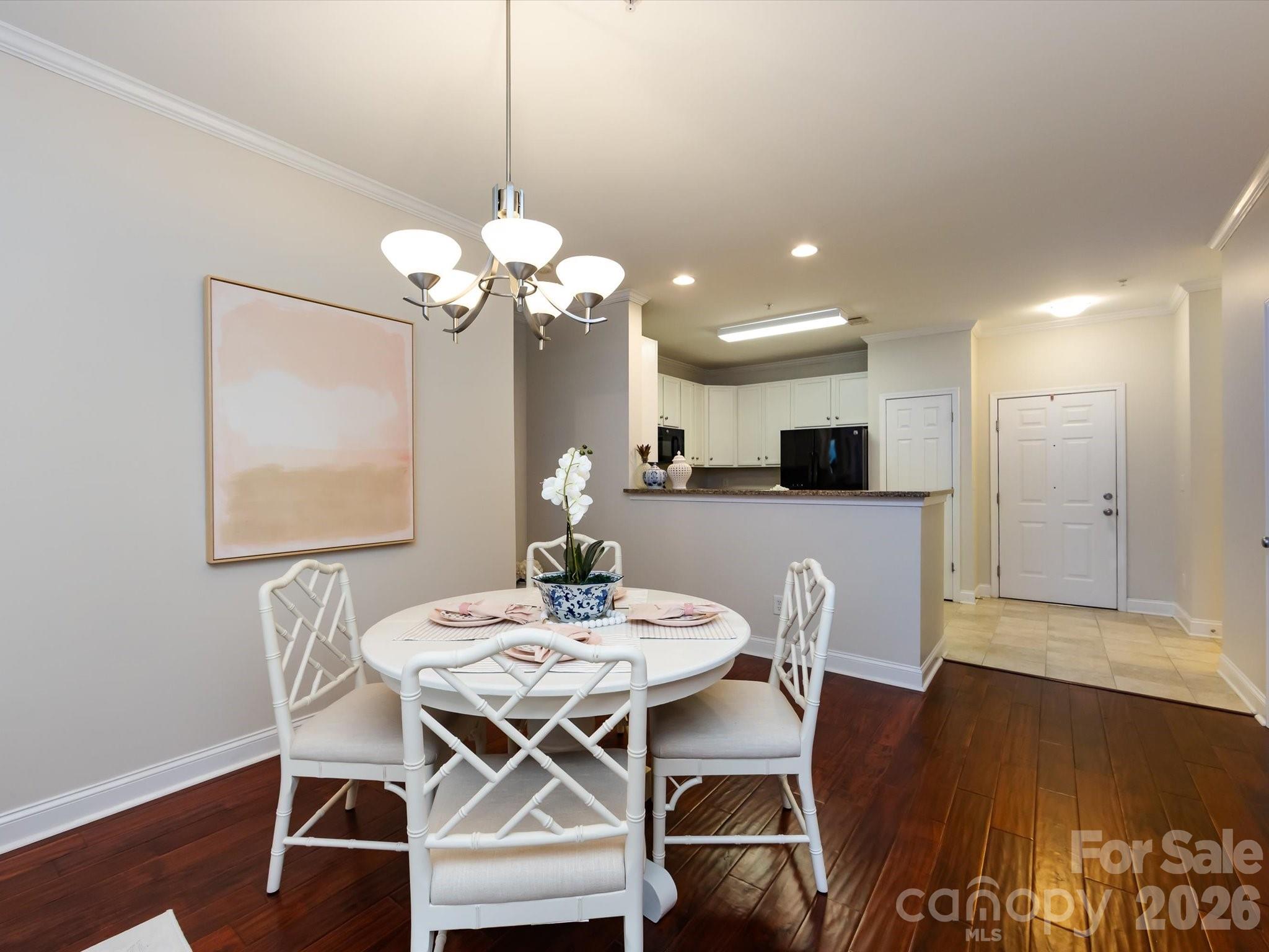 1000 E Woodlawn Road #113 — Charlotte