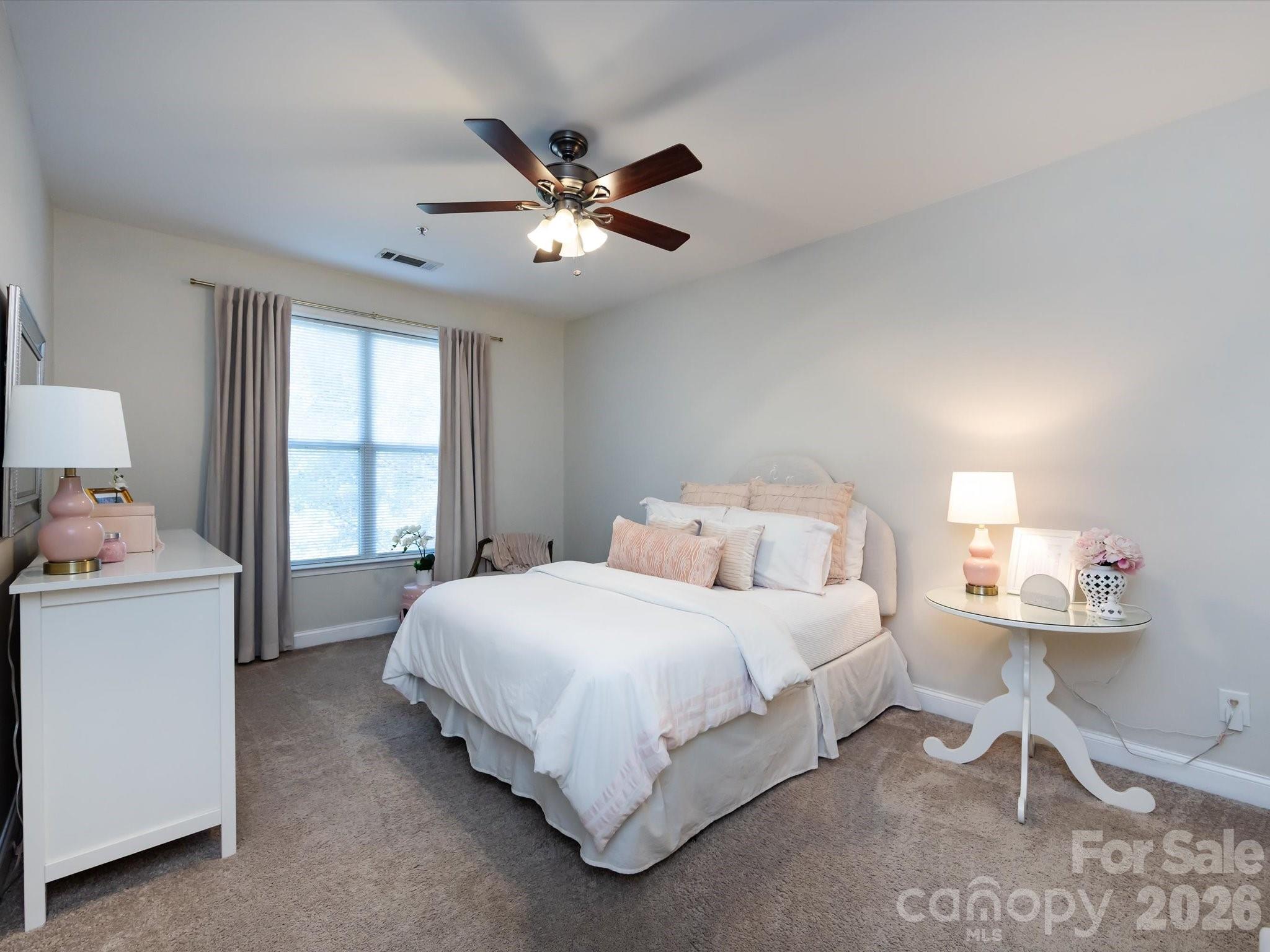 1000 E Woodlawn Road #113 — Charlotte