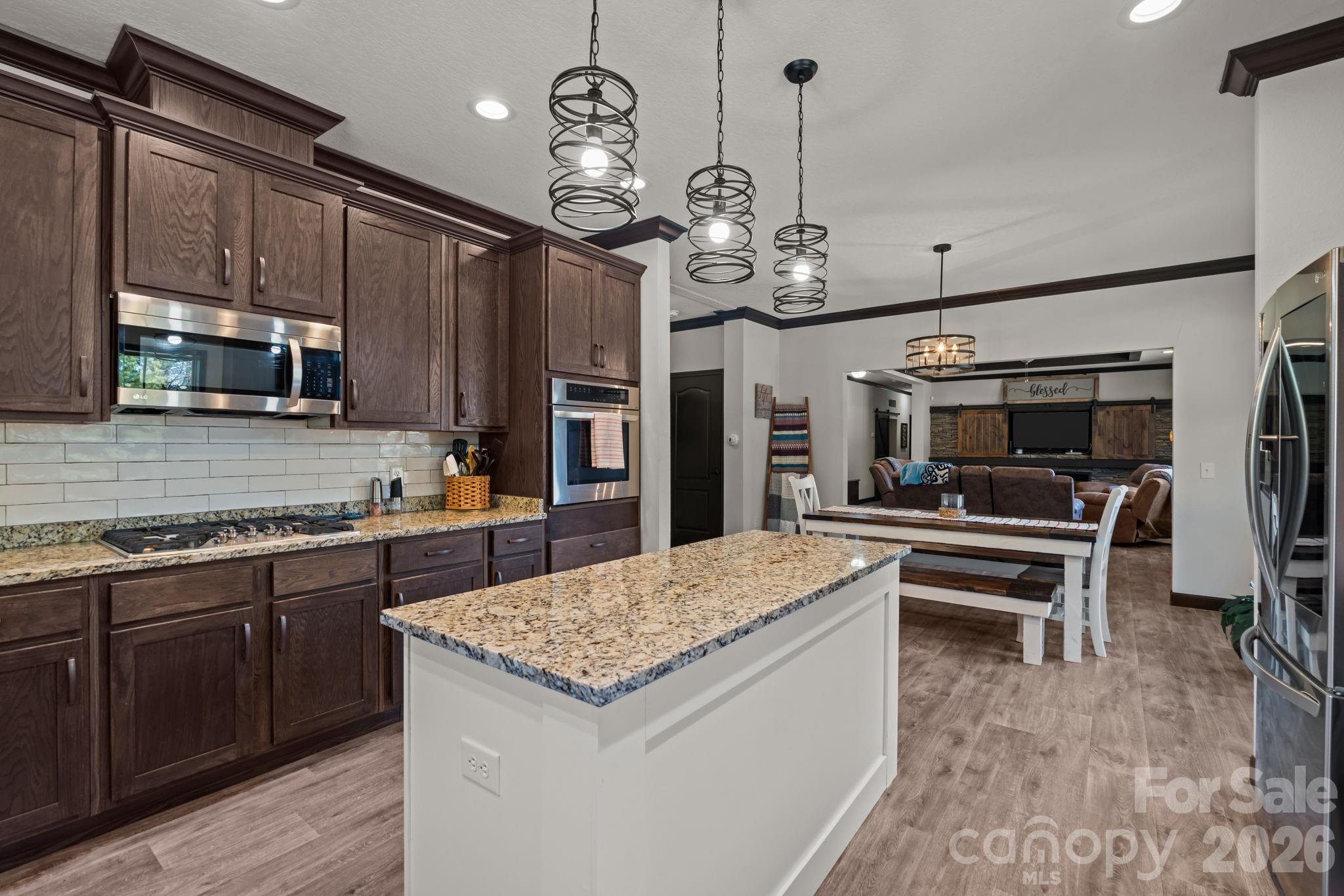 812 Mclendon Road — Morven