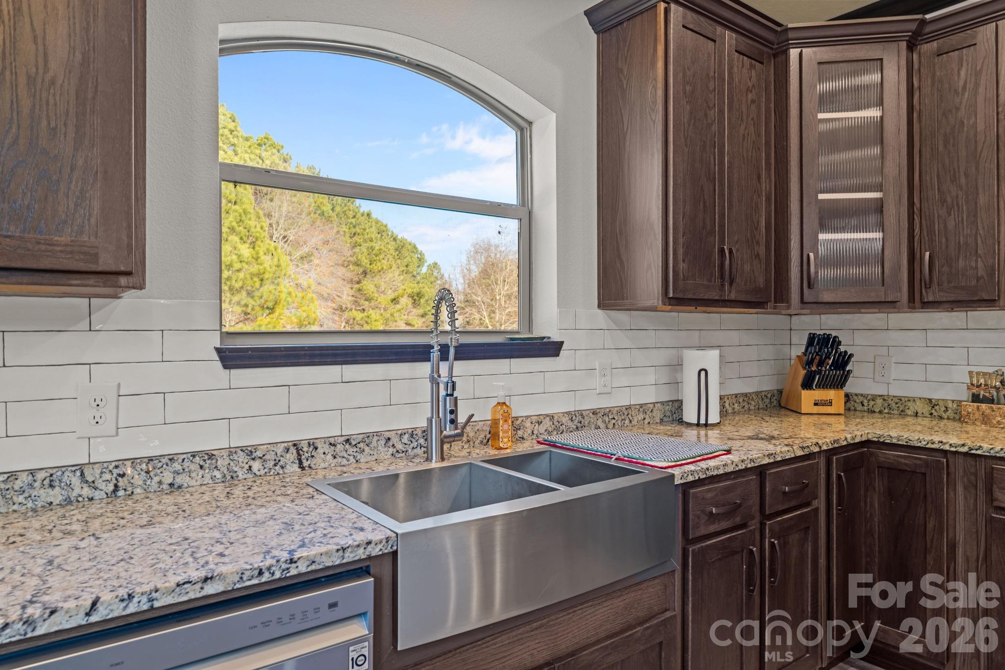 812 Mclendon Road — Morven