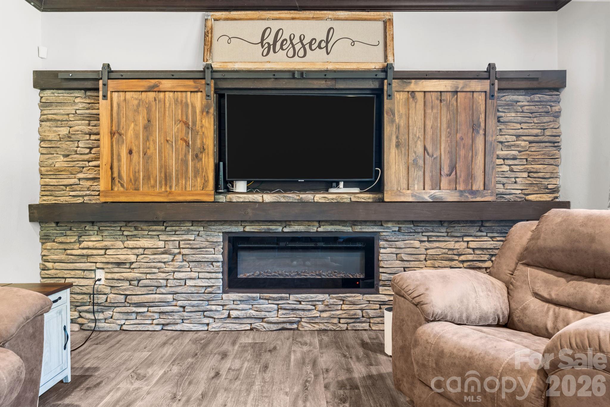 812 Mclendon Road — Morven