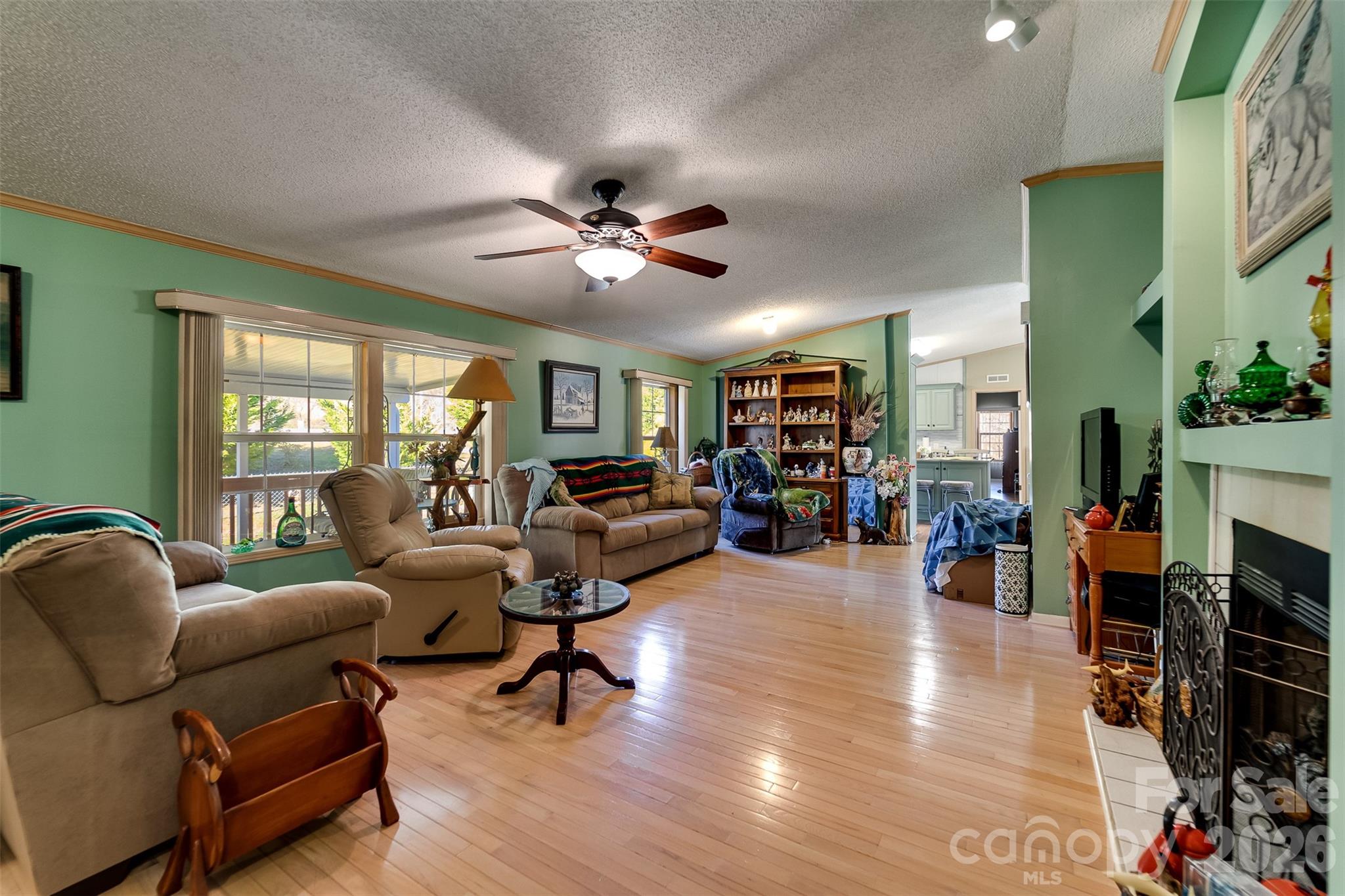 7581 Hwy 441 Highway S — Sylva