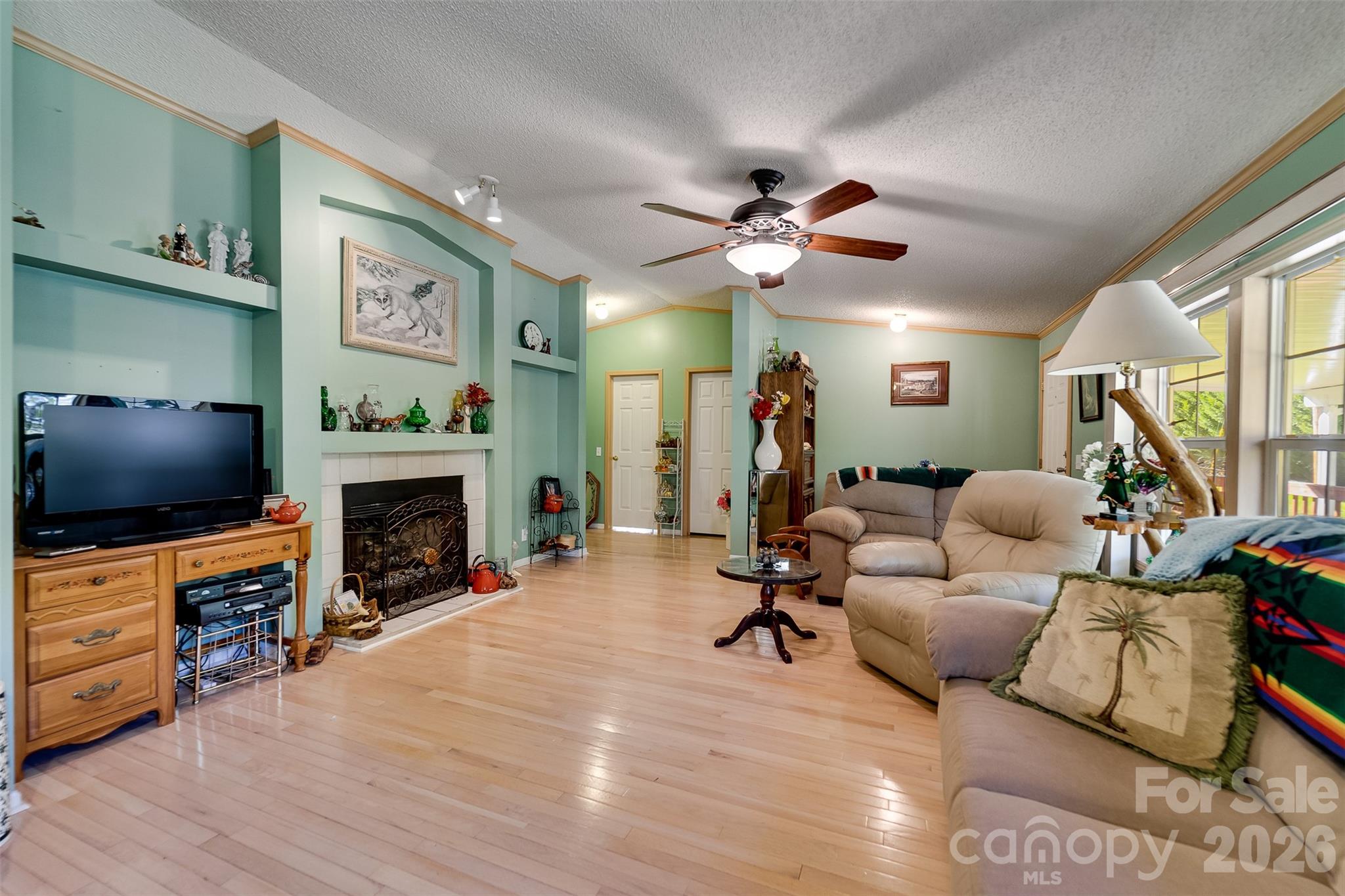 7581 Hwy 441 Highway S — Sylva