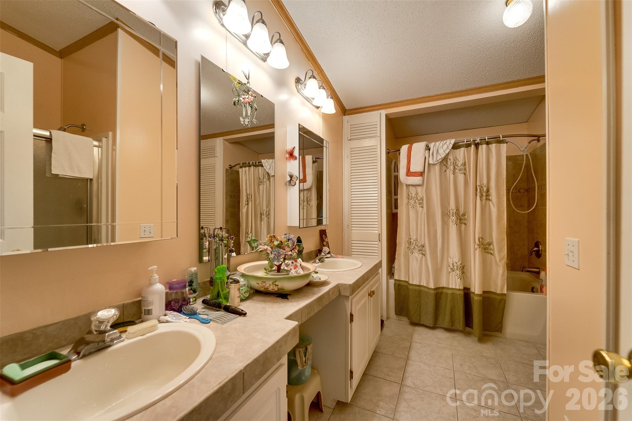 7581 Hwy 441 Highway S — Sylva