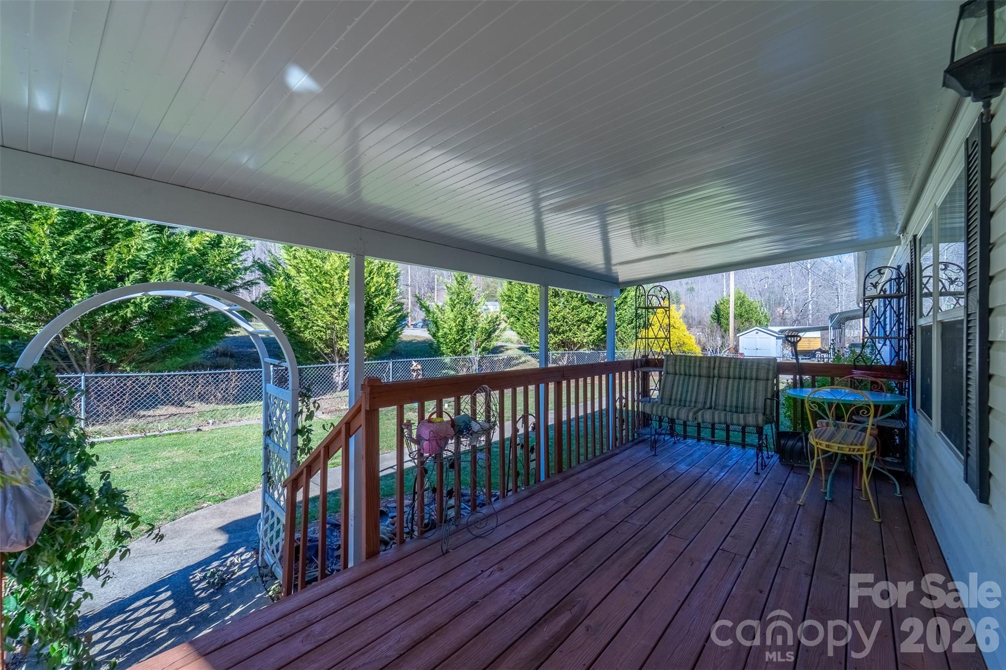 7581 Hwy 441 Highway S — Sylva