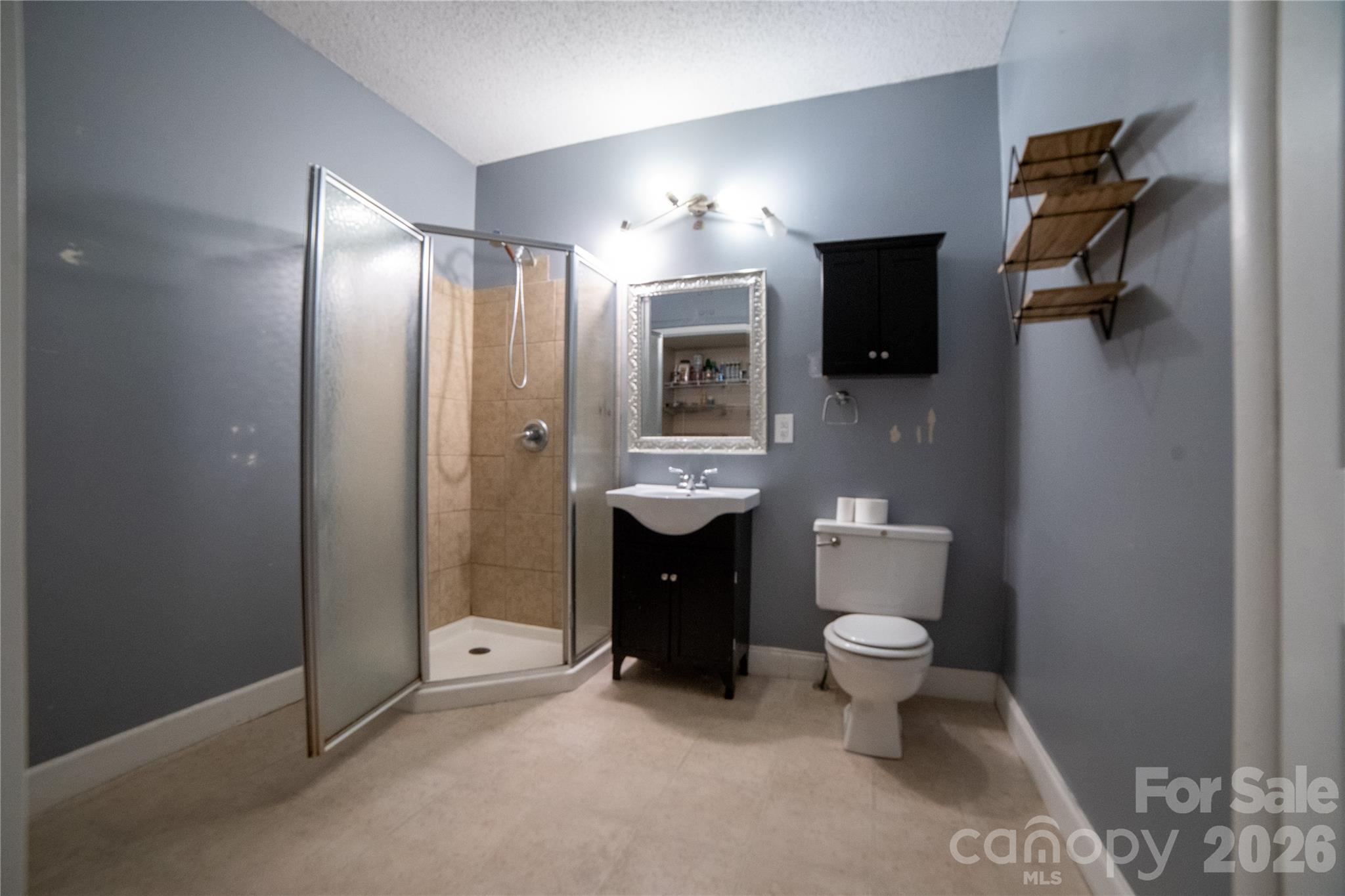 327 Heather Court — Asheville