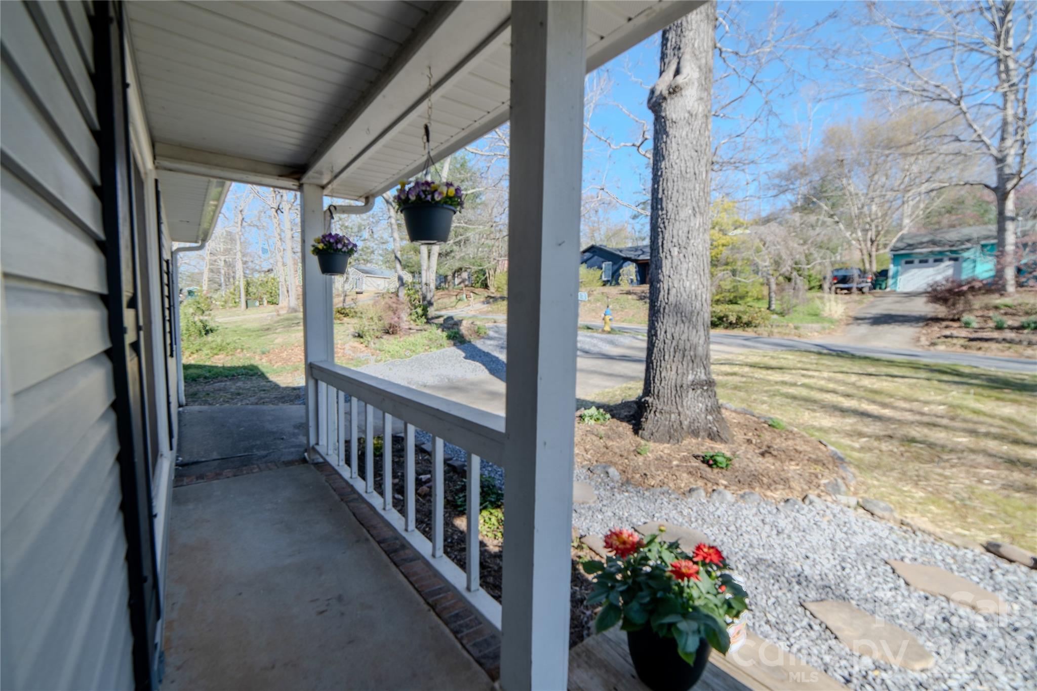 327 Heather Court — Asheville