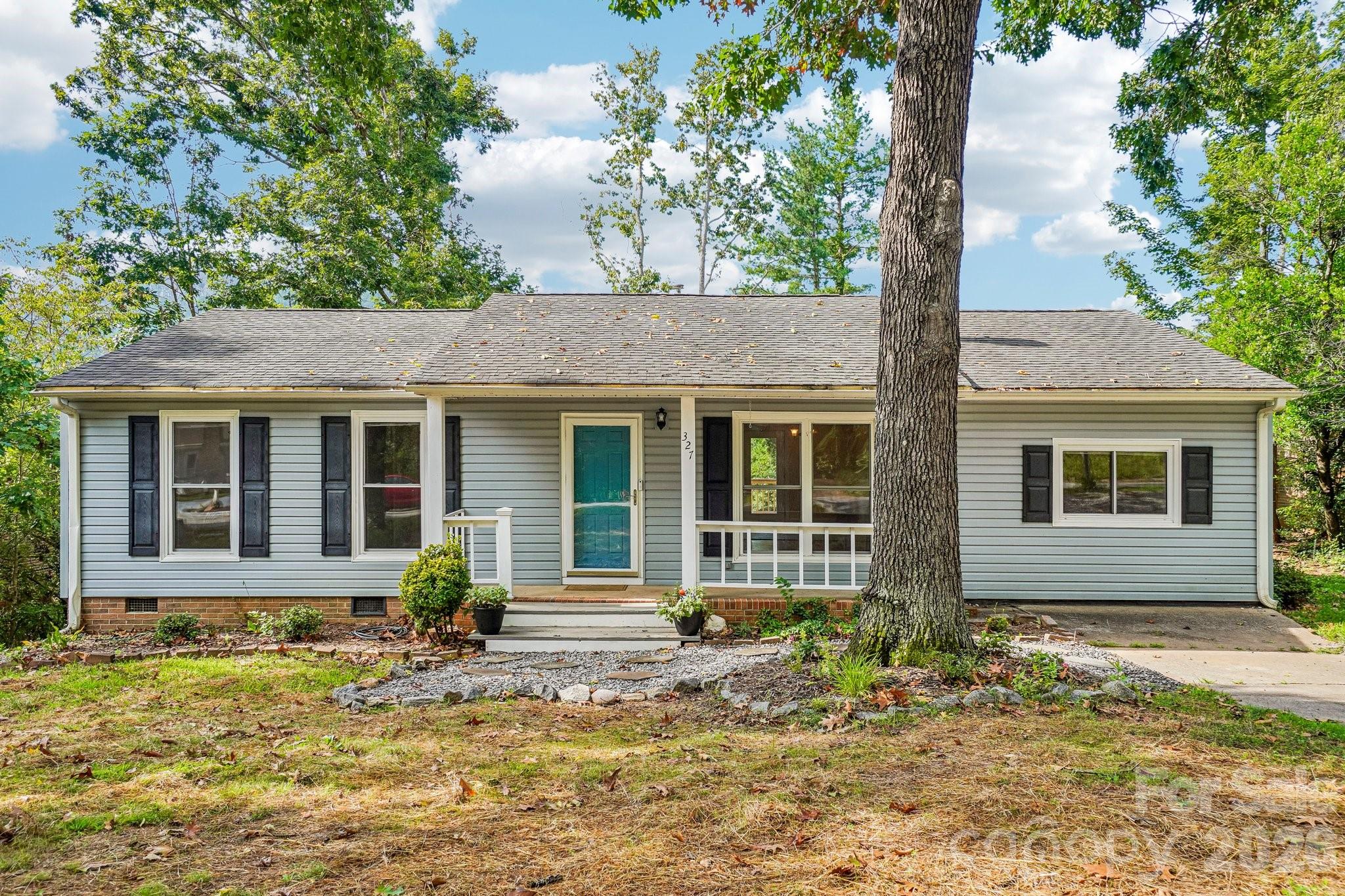 327 Heather Court — Asheville