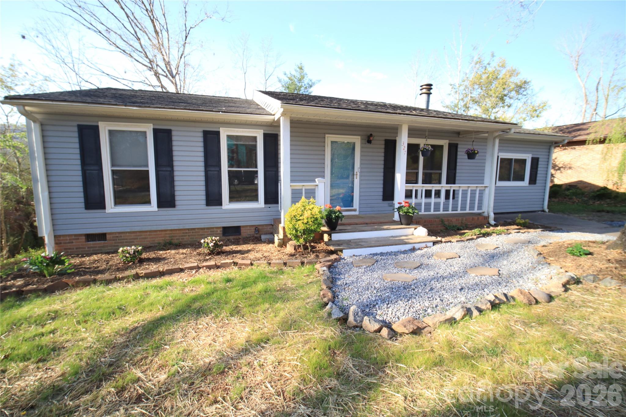 327 Heather Court — Asheville