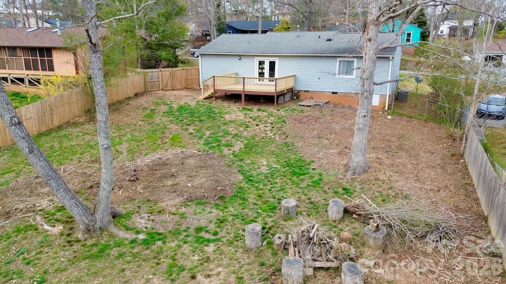 327 Heather Court — Asheville