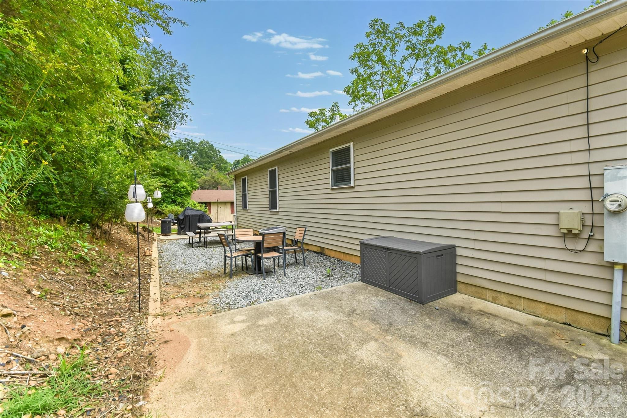 110 West Lane — Brevard