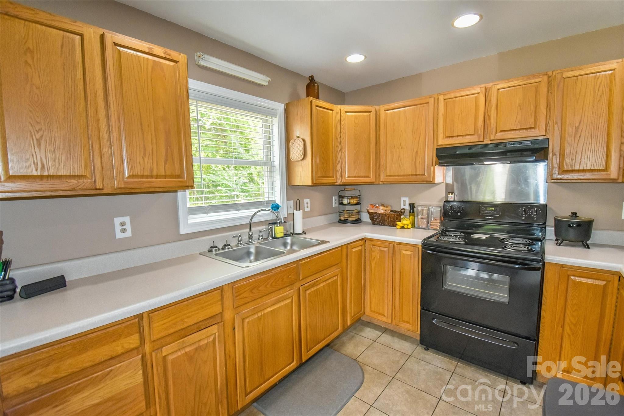 110 West Lane — Brevard