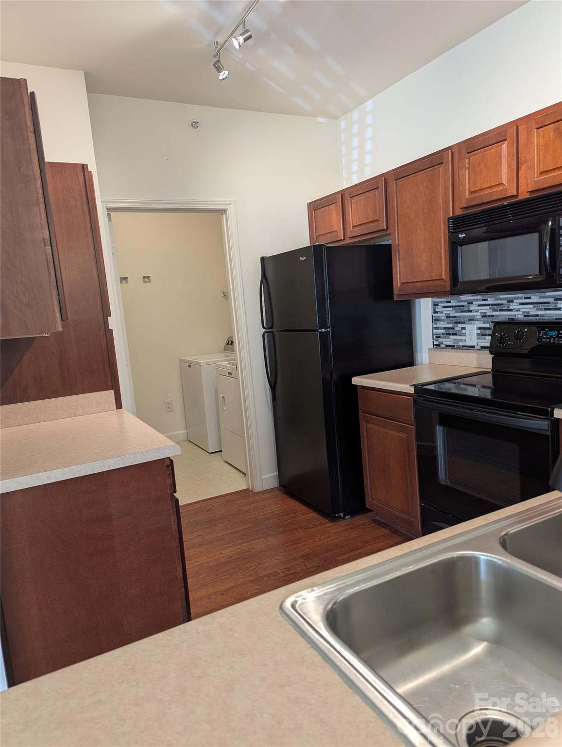 10670 Hill Point Court #10670 — Charlotte