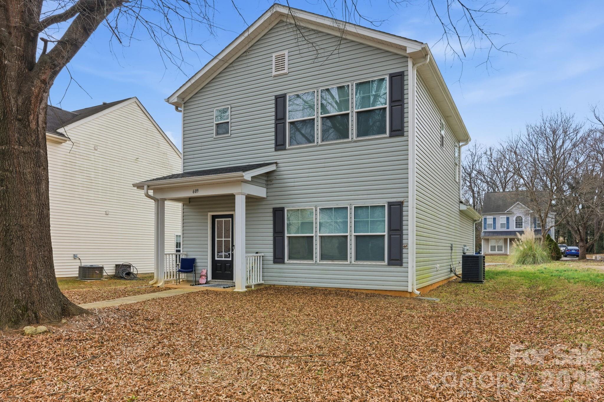 609 N Mulberry Street — Statesville
