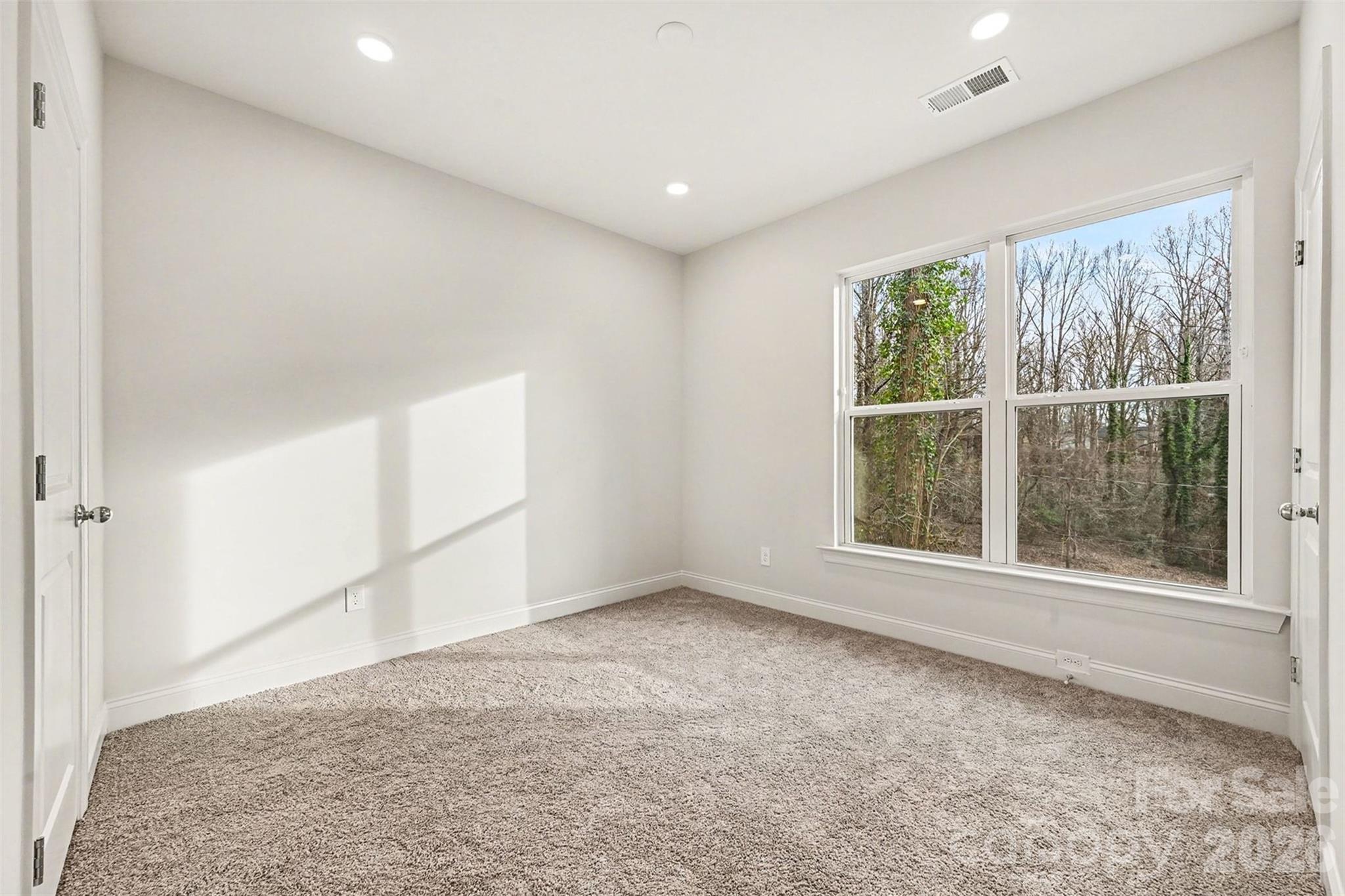 226 Oak Circle — Newton