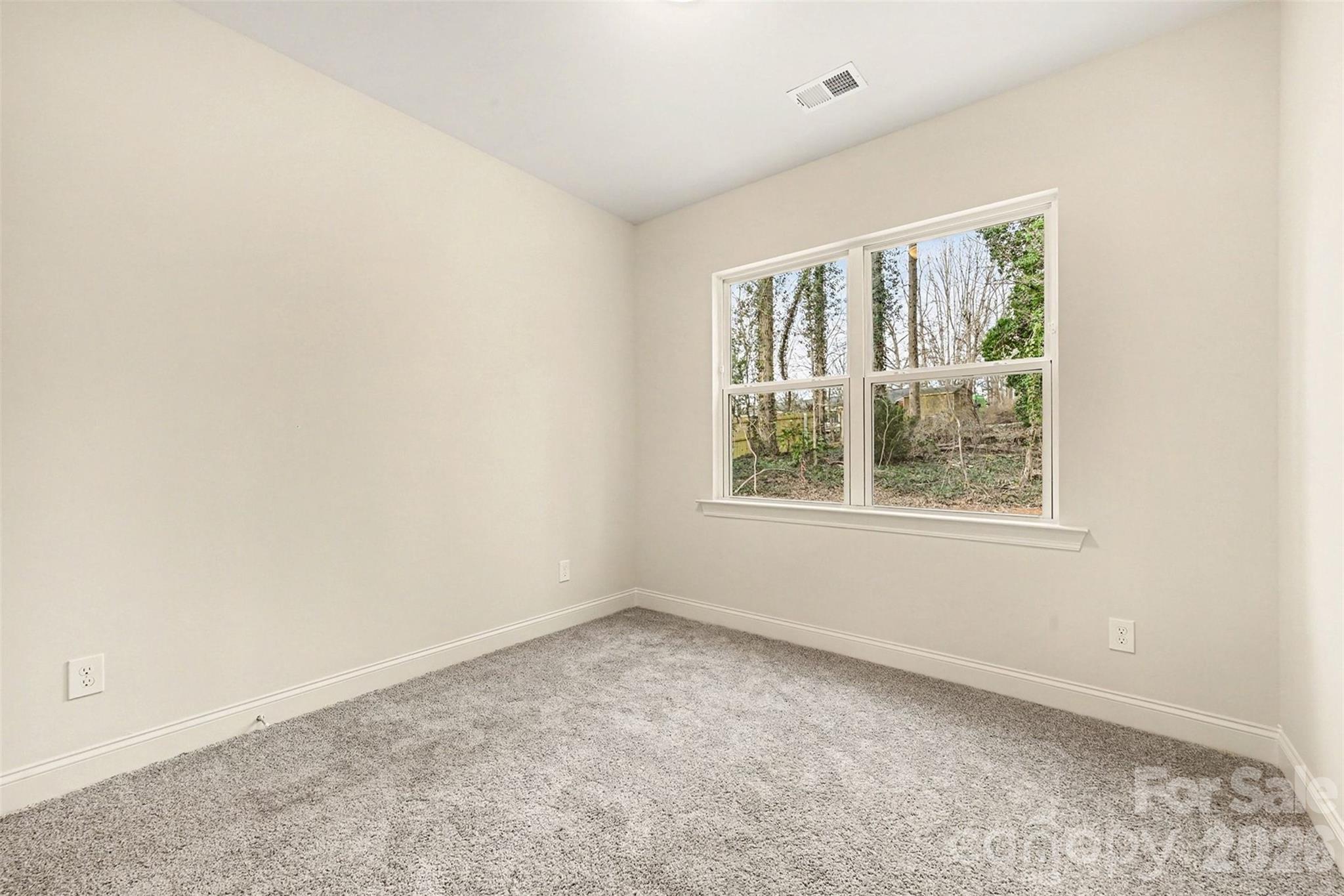 226 Oak Circle — Newton