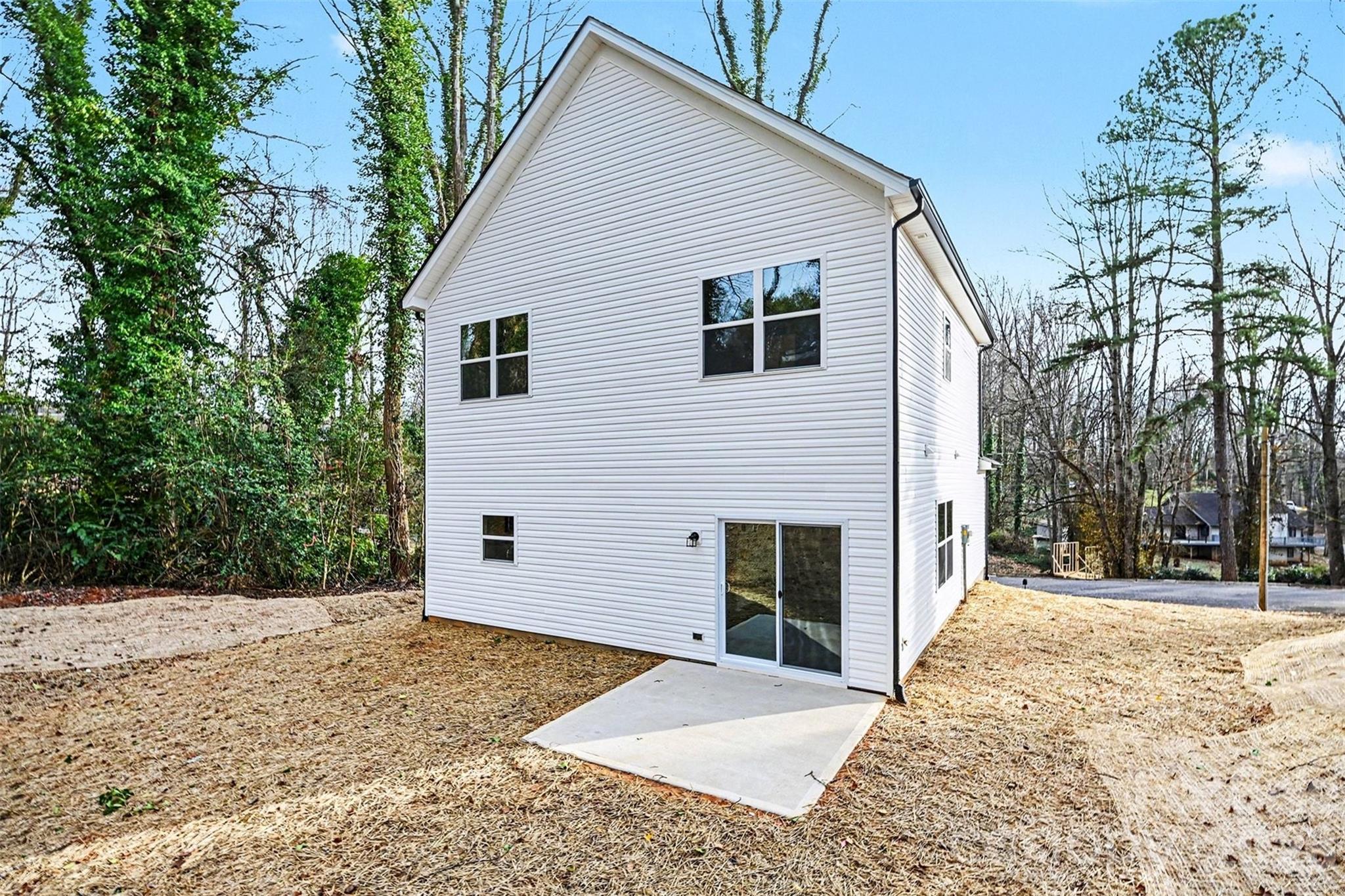 226 Oak Circle — Newton