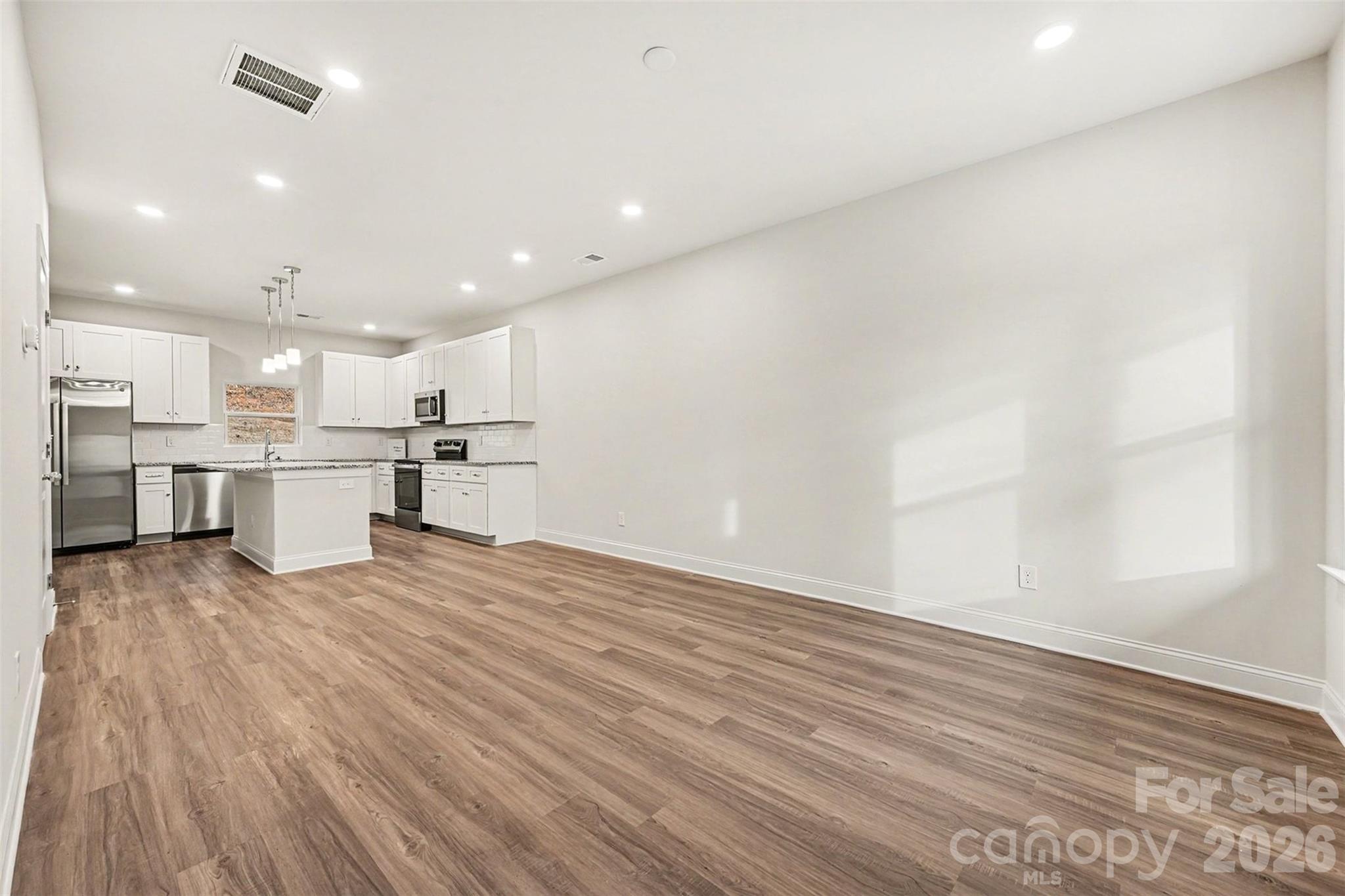 226 Oak Circle — Newton
