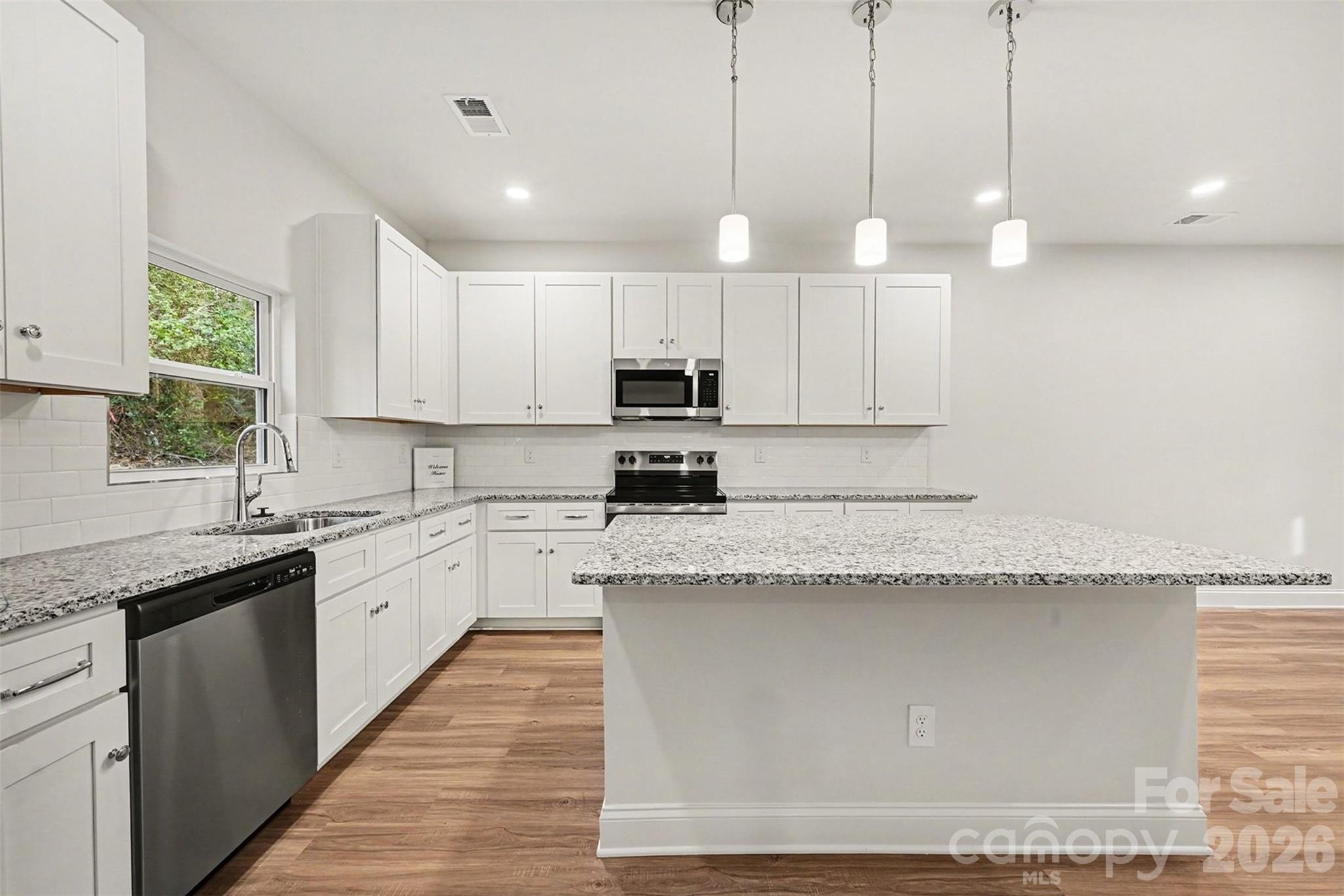 226 Oak Circle — Newton