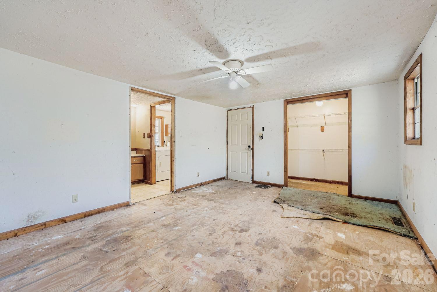901 Klondale Street — China Grove