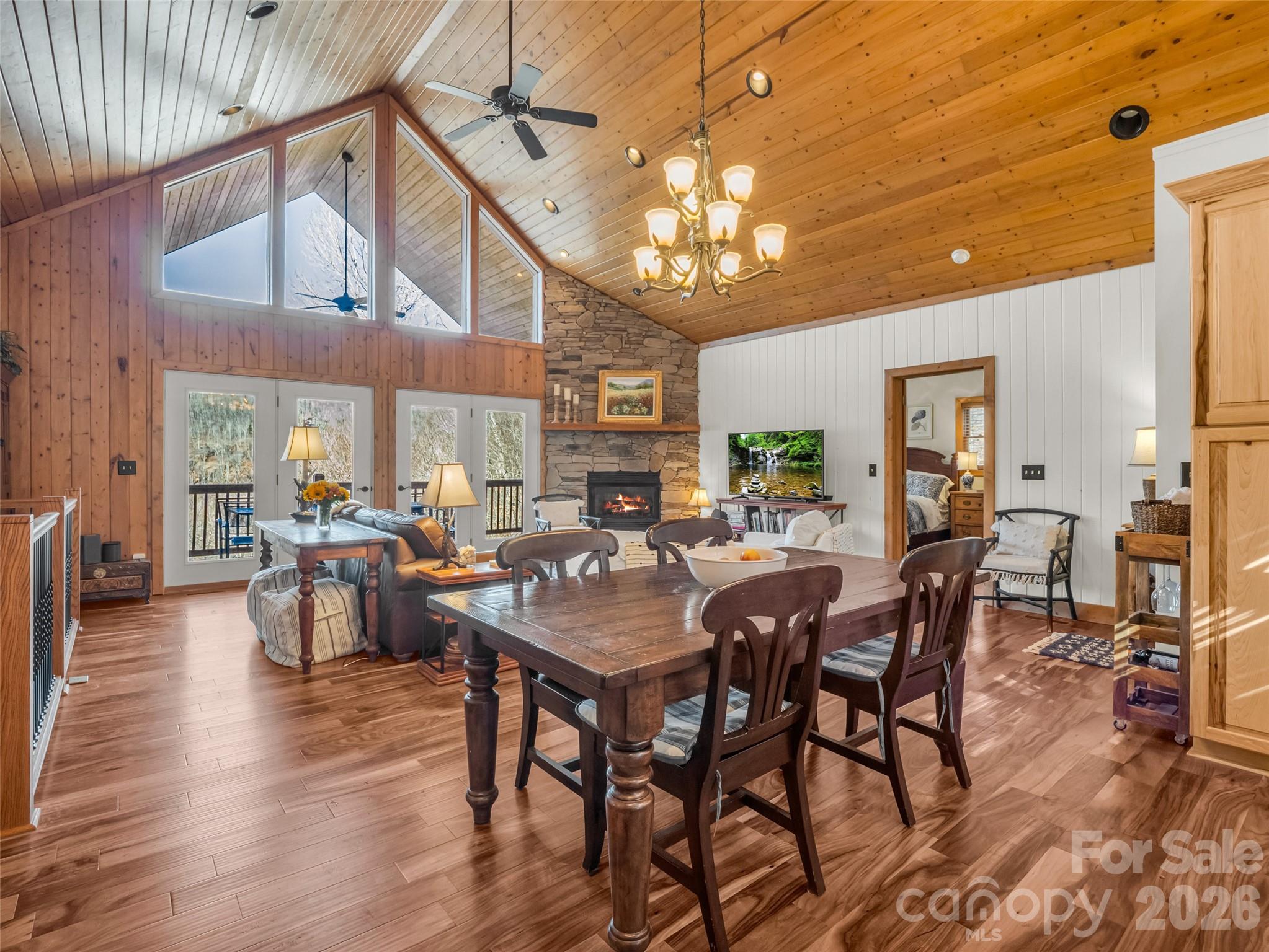 32 Zebulon Lane — Mars Hill