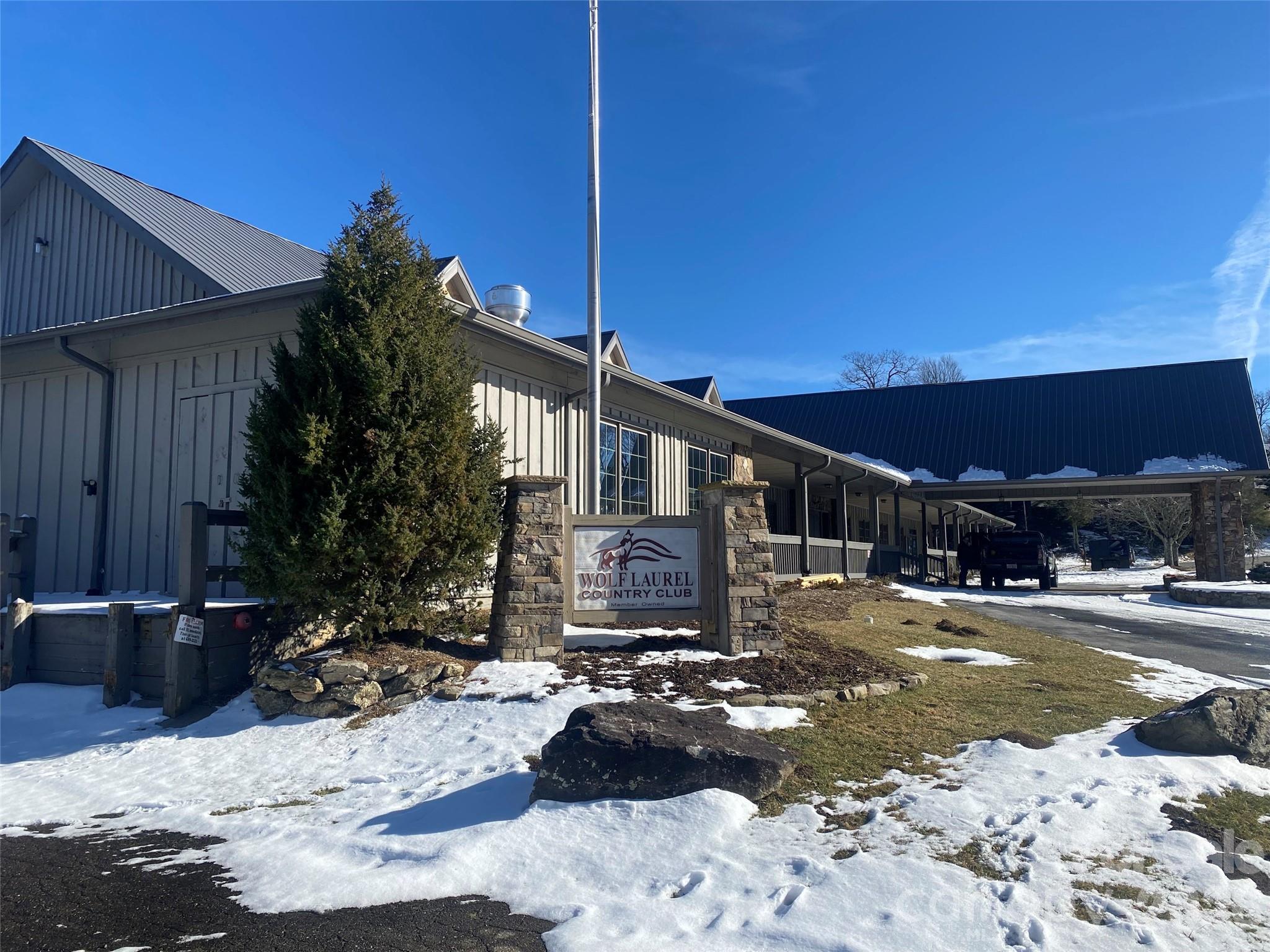 32 Zebulon Lane — Mars Hill