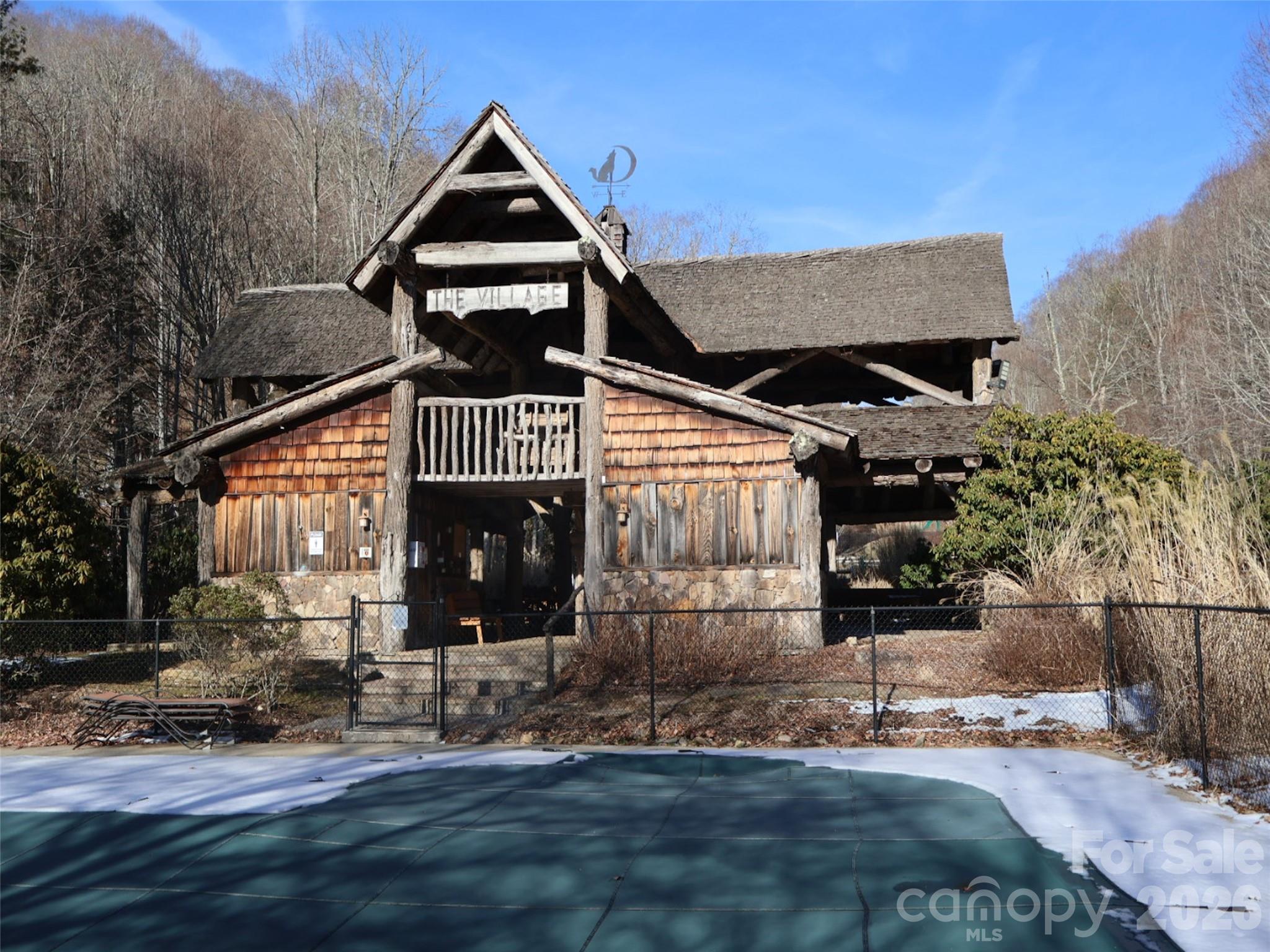32 Zebulon Lane — Mars Hill