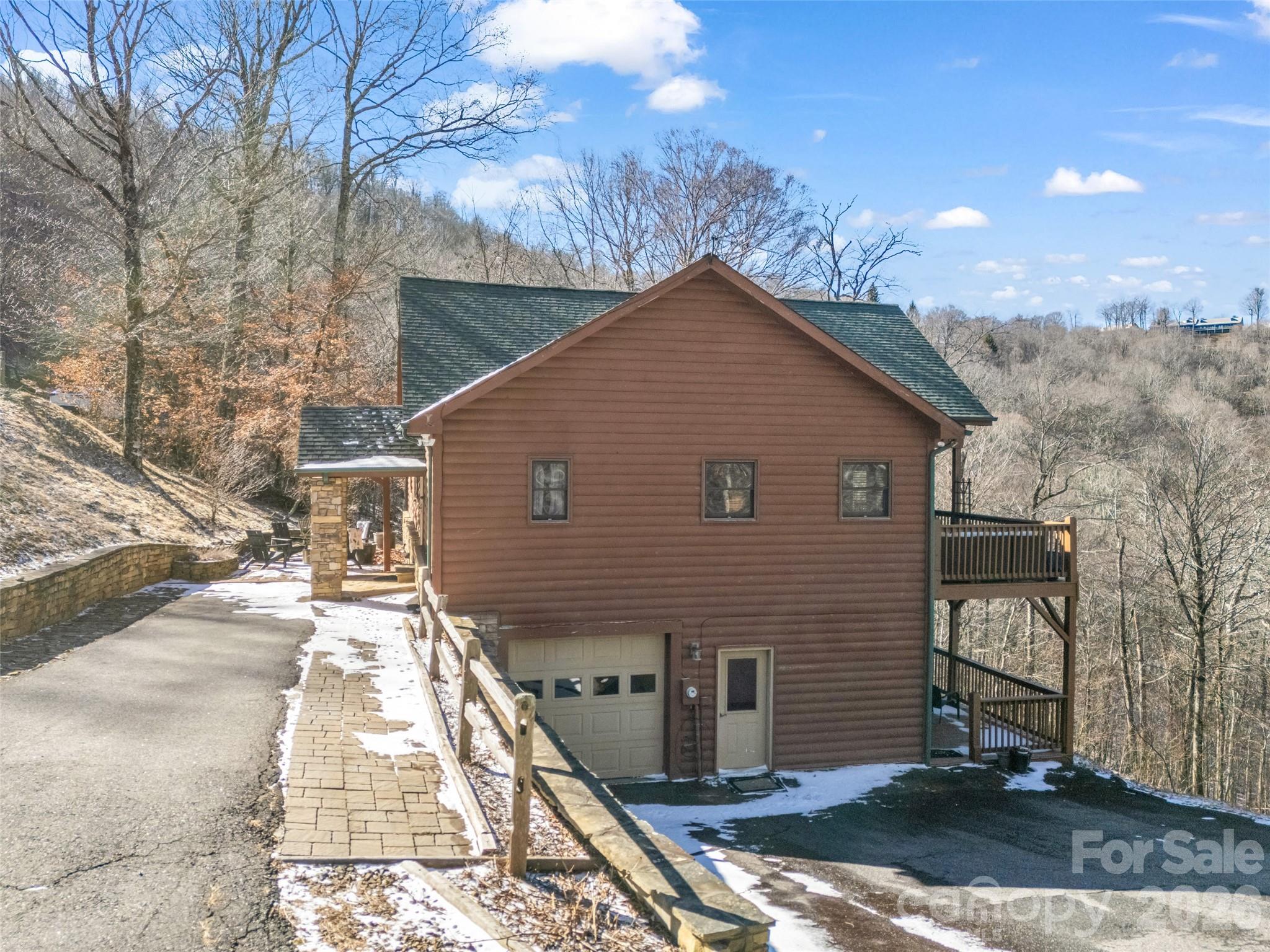 32 Zebulon Lane — Mars Hill