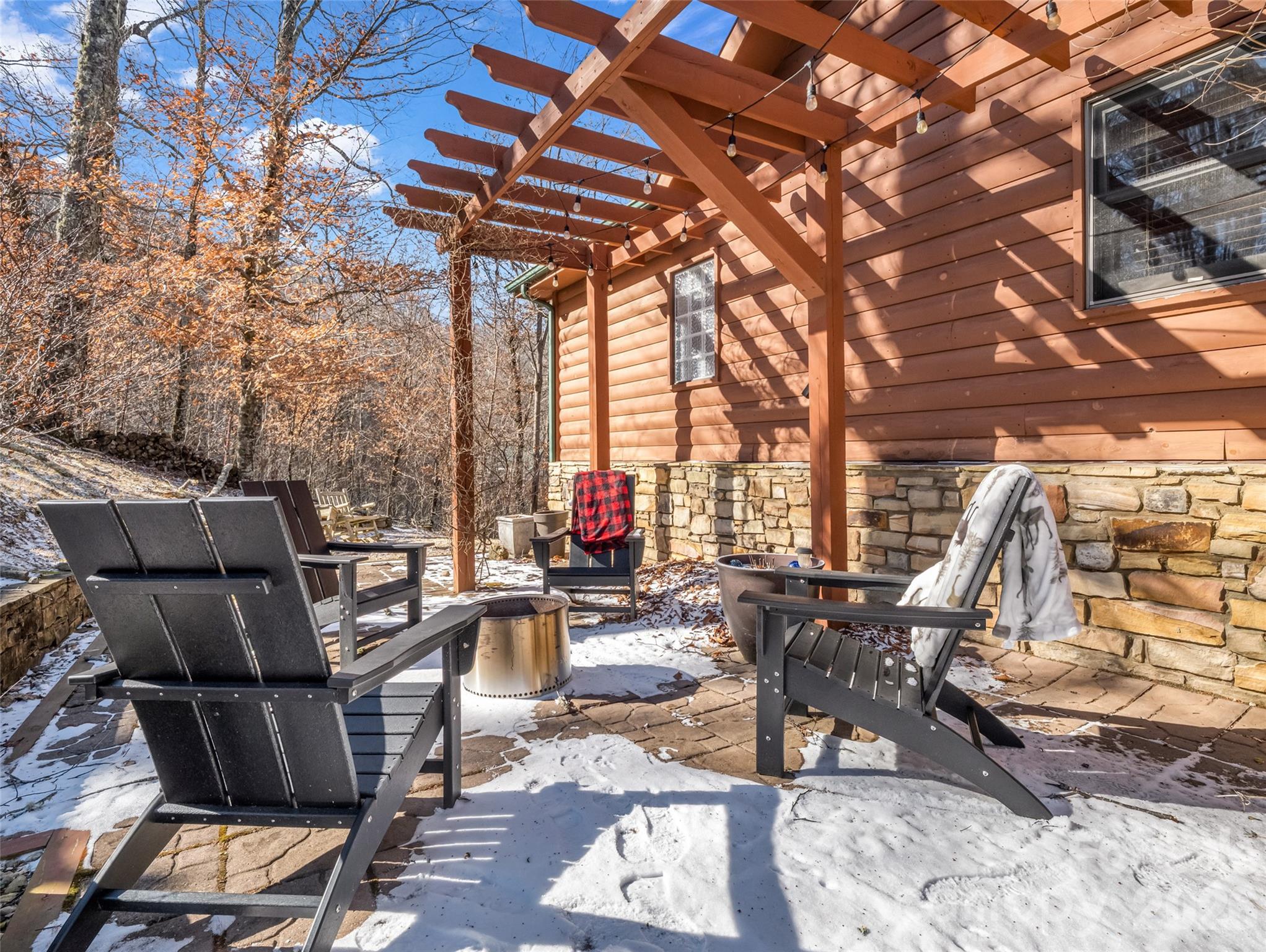 32 Zebulon Lane — Mars Hill