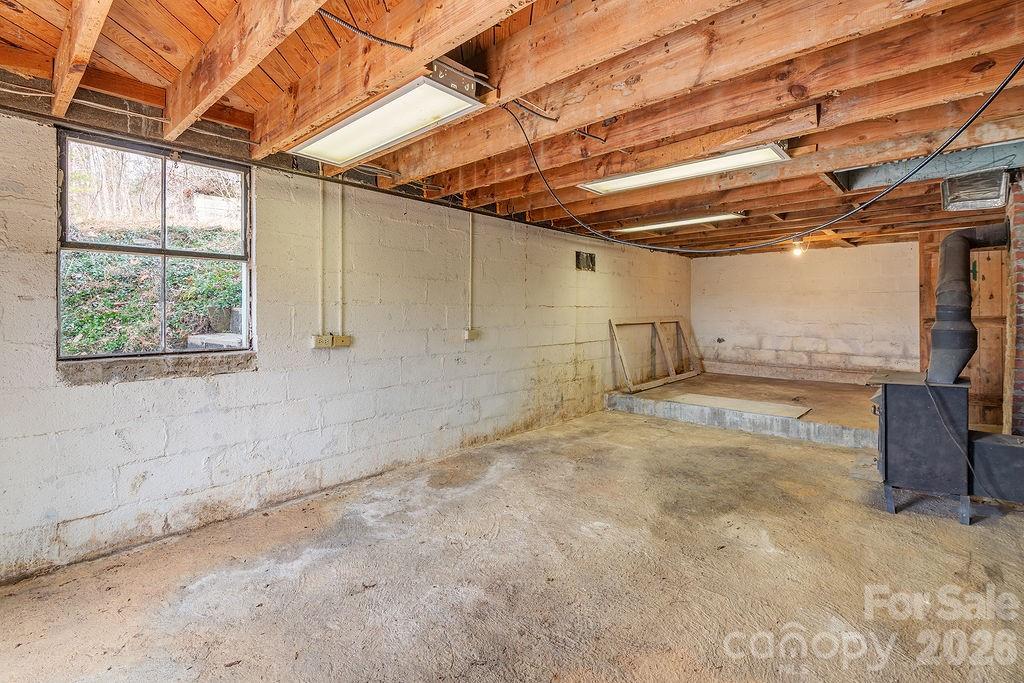 224 Old Home Road — Asheville