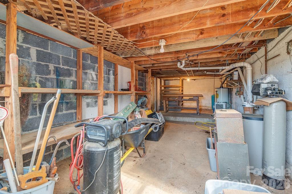 224 Old Home Road — Asheville