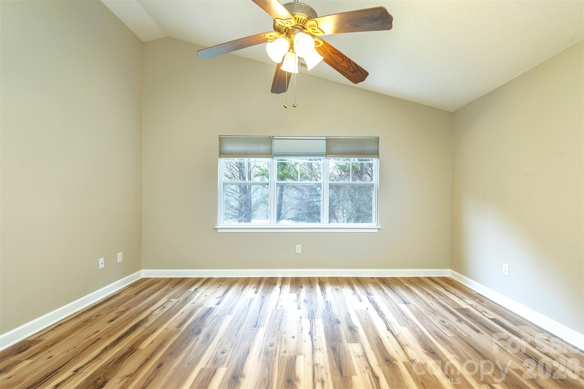 50 Clear Creekside Drive — Hendersonville