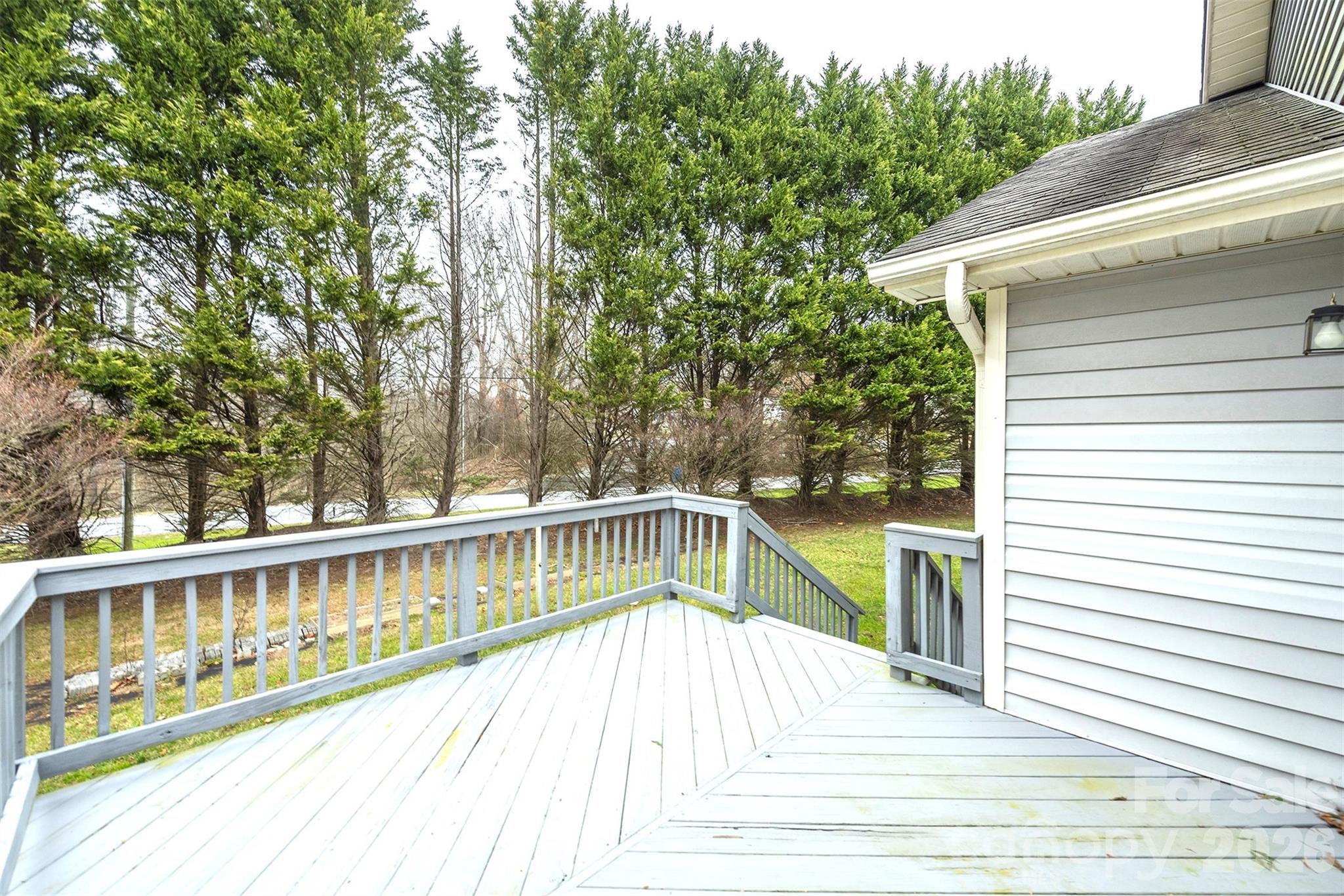50 Clear Creekside Drive — Hendersonville