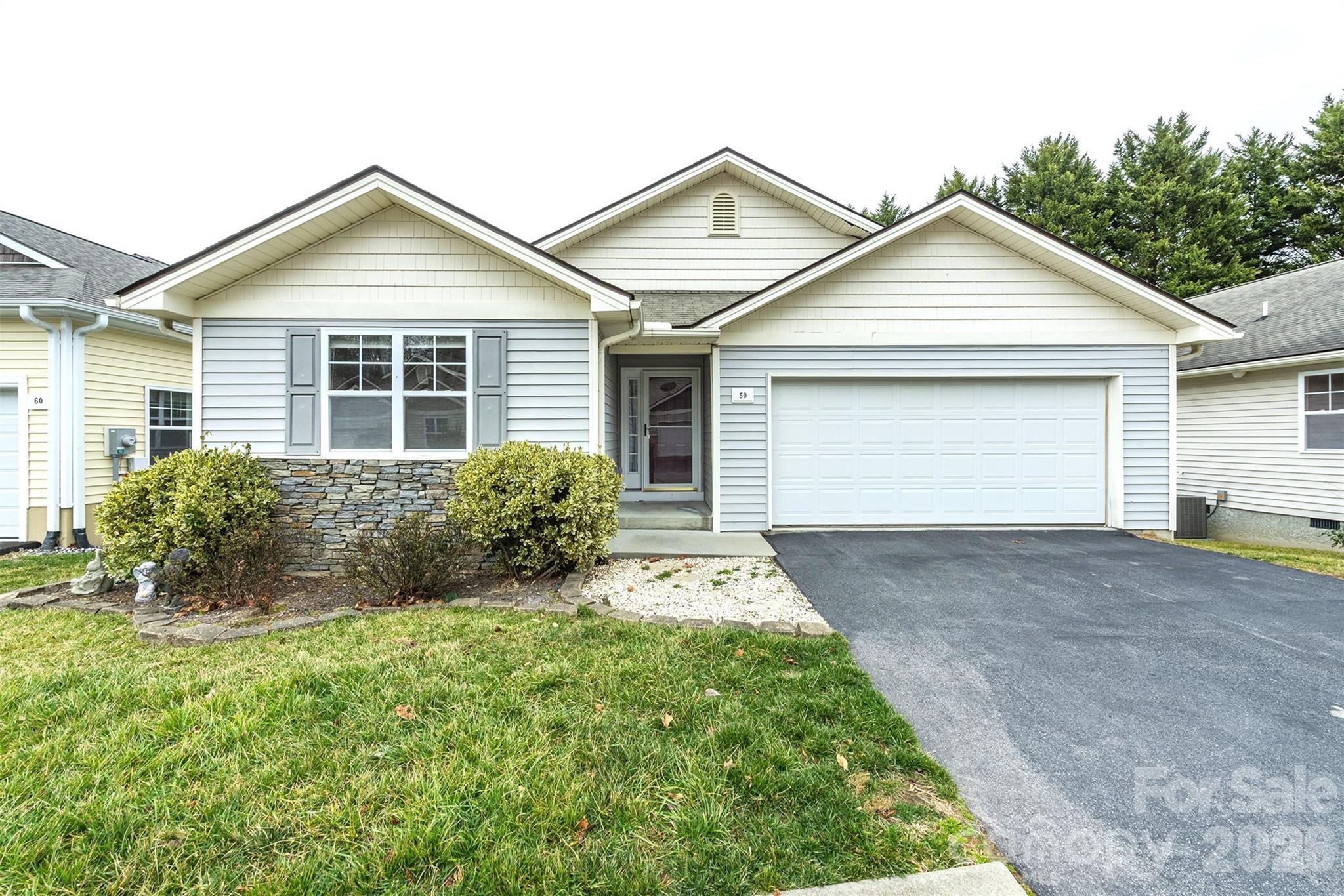 50 Clear Creekside Drive — Hendersonville