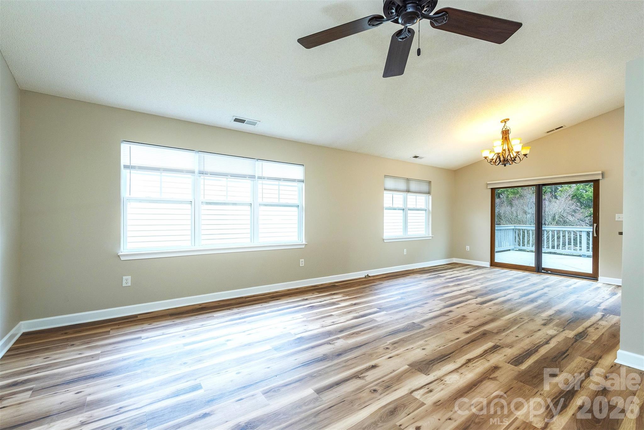 50 Clear Creekside Drive — Hendersonville