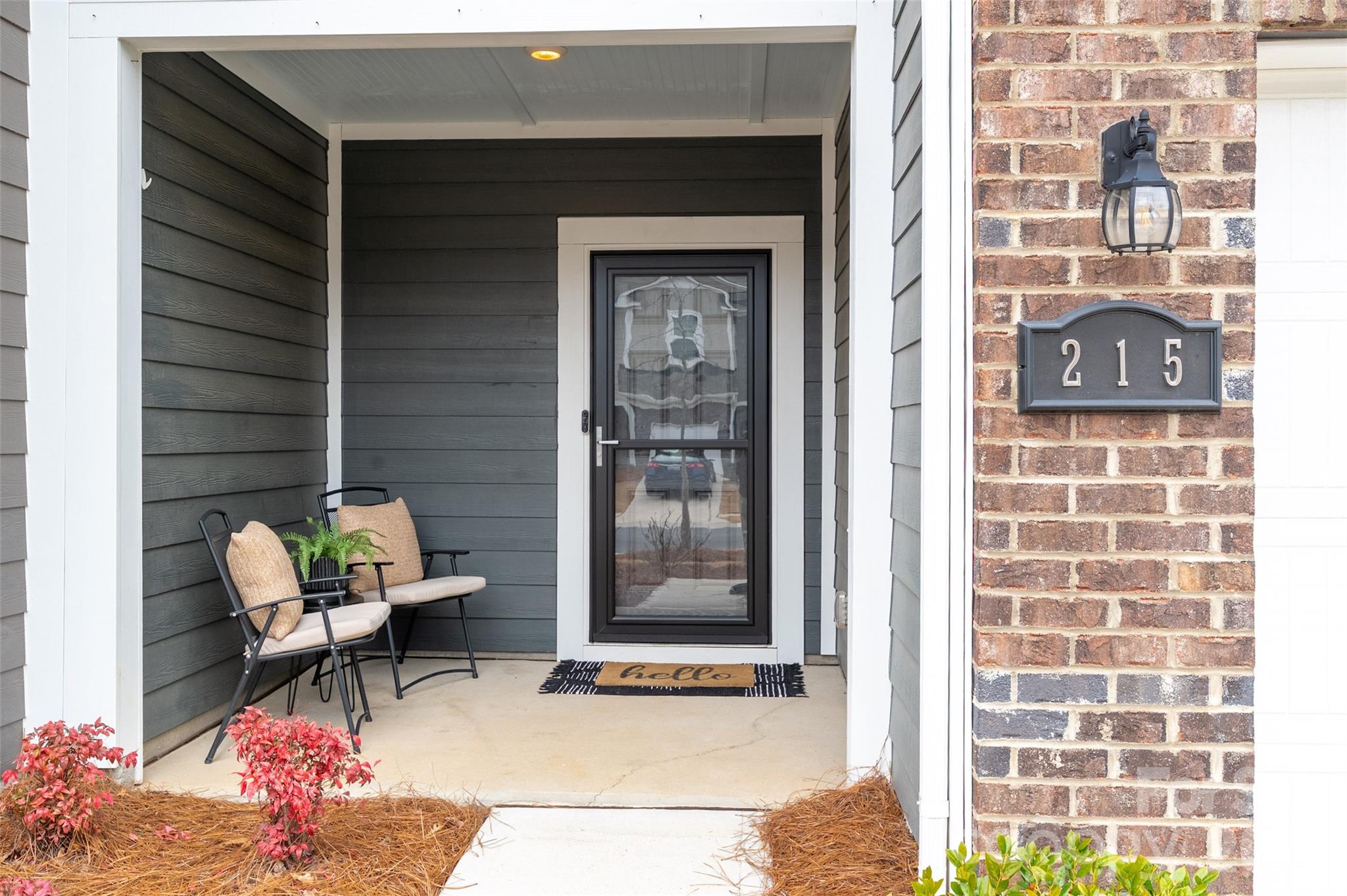 215 Harpers Run Lane — Matthews