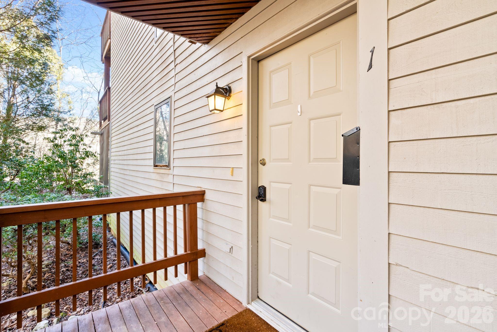 299 Blue Ridge Drive S #1 — Marion