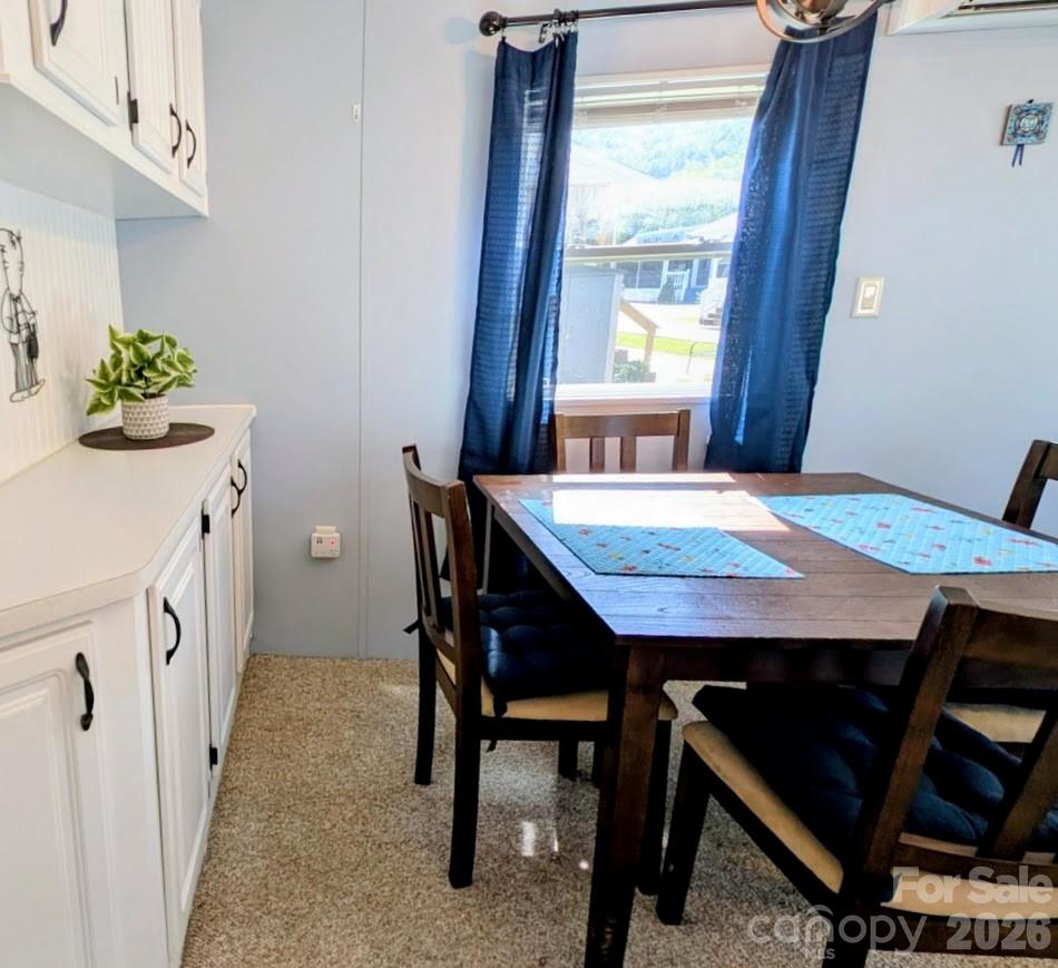 29 Polka Lane — Waynesville