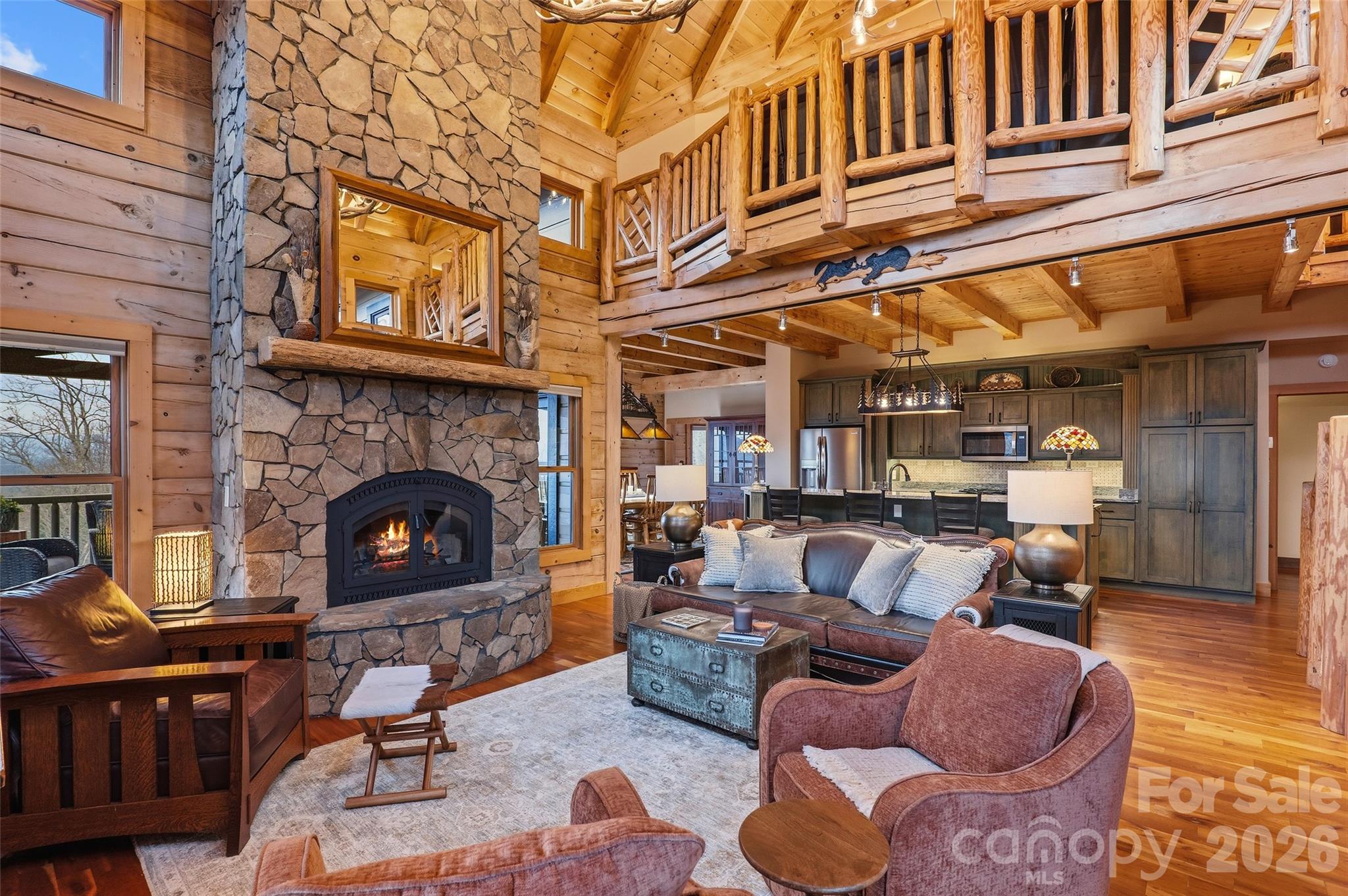 112 Hamburg Mountain Road — Weaverville