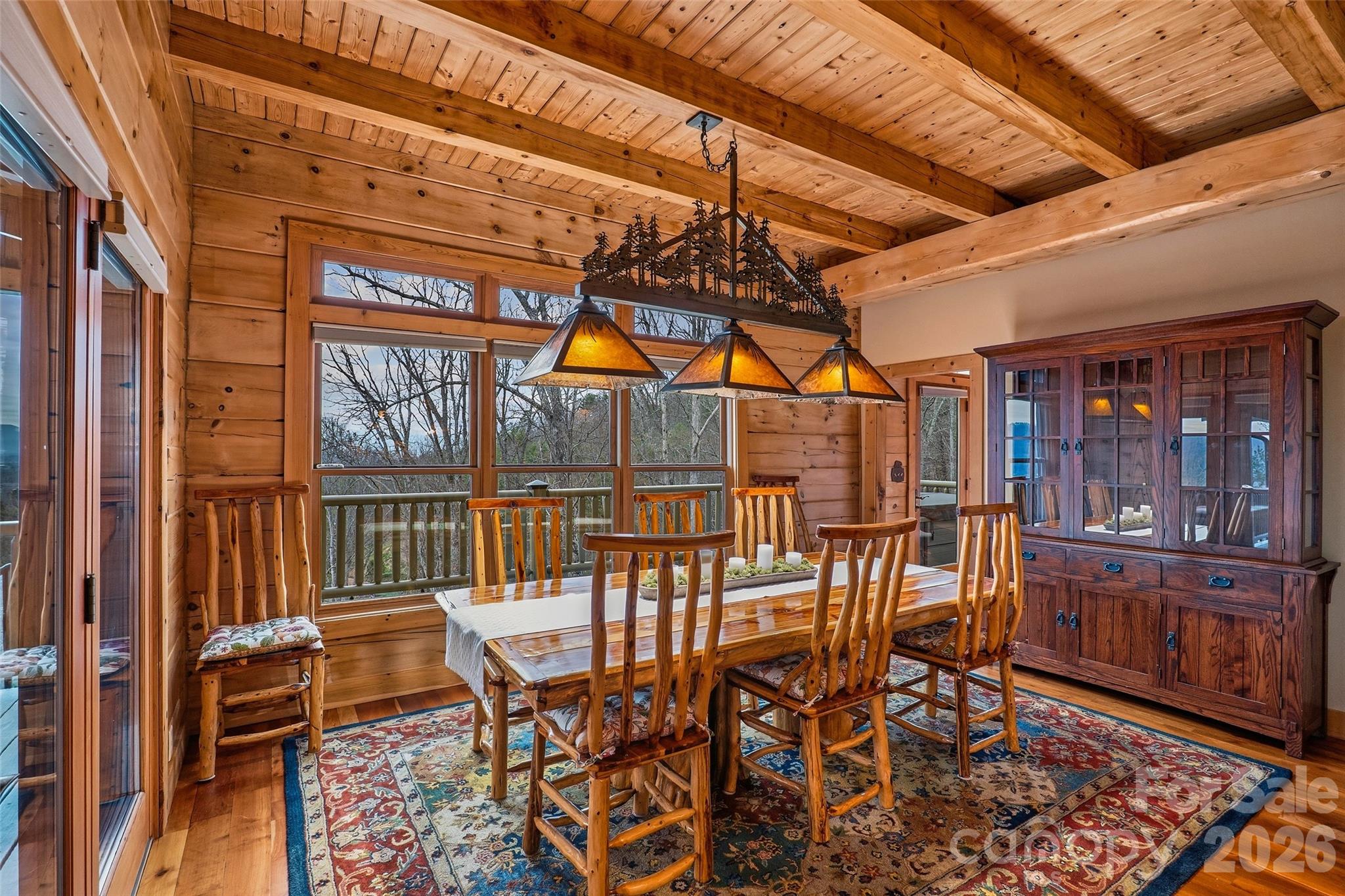 112 Hamburg Mountain Road — Weaverville