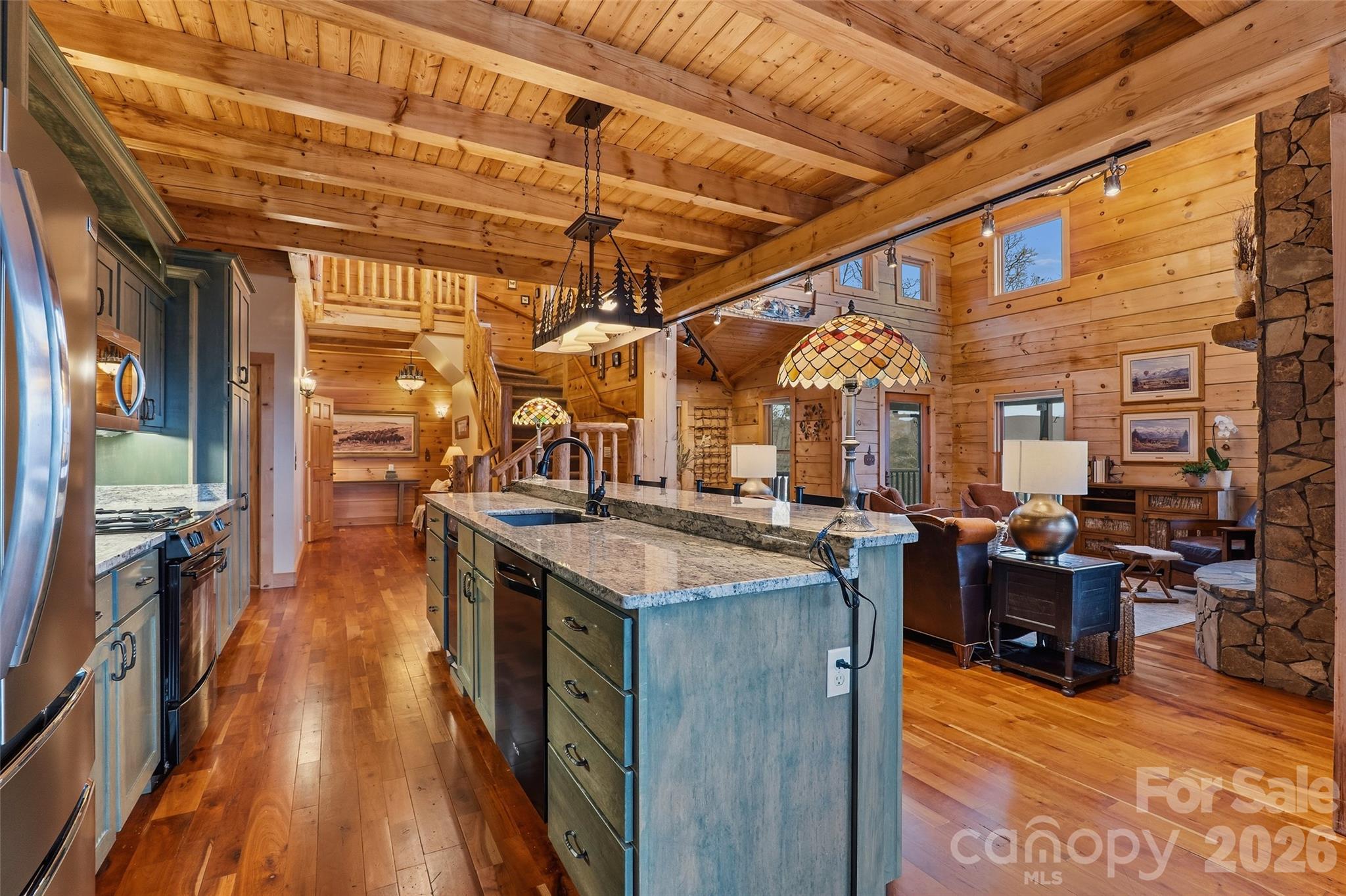 112 Hamburg Mountain Road — Weaverville