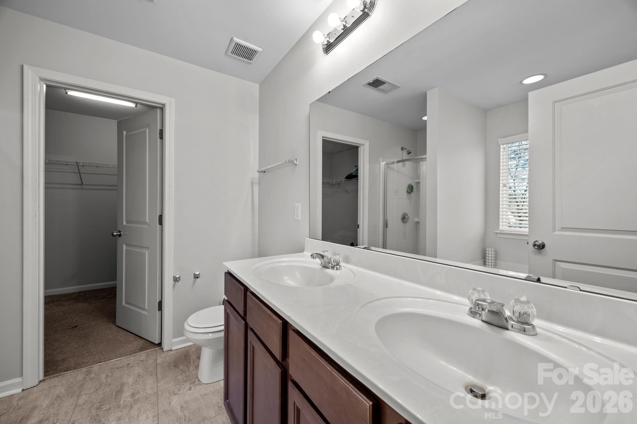 2707 Hunters Moon Lane — Matthews