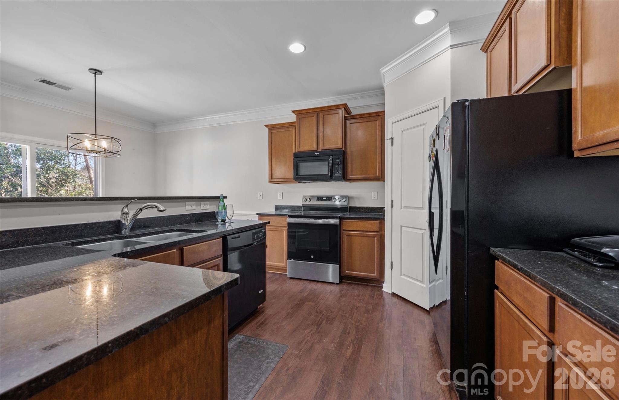 2707 Hunters Moon Lane — Matthews