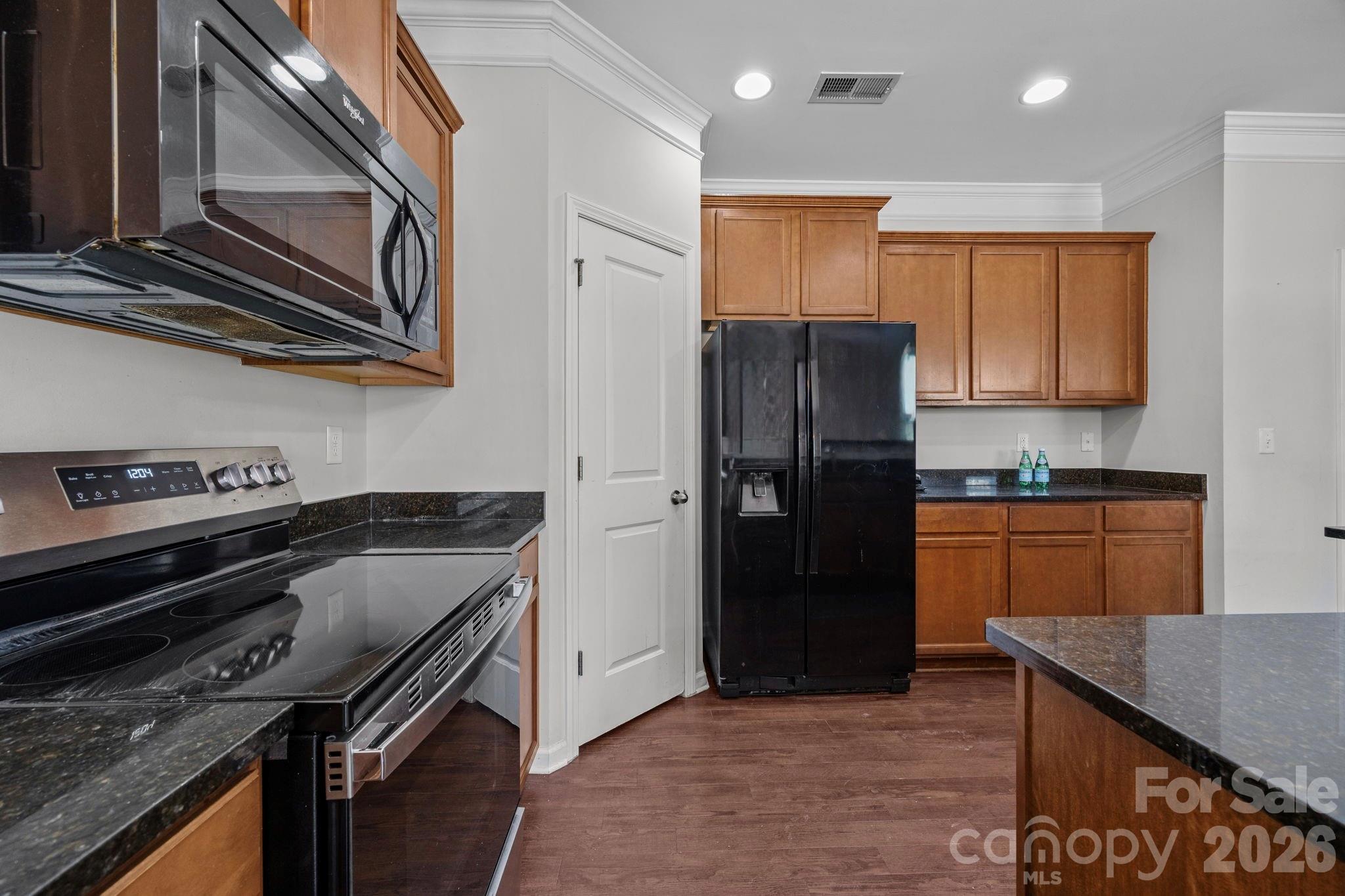 2707 Hunters Moon Lane — Matthews