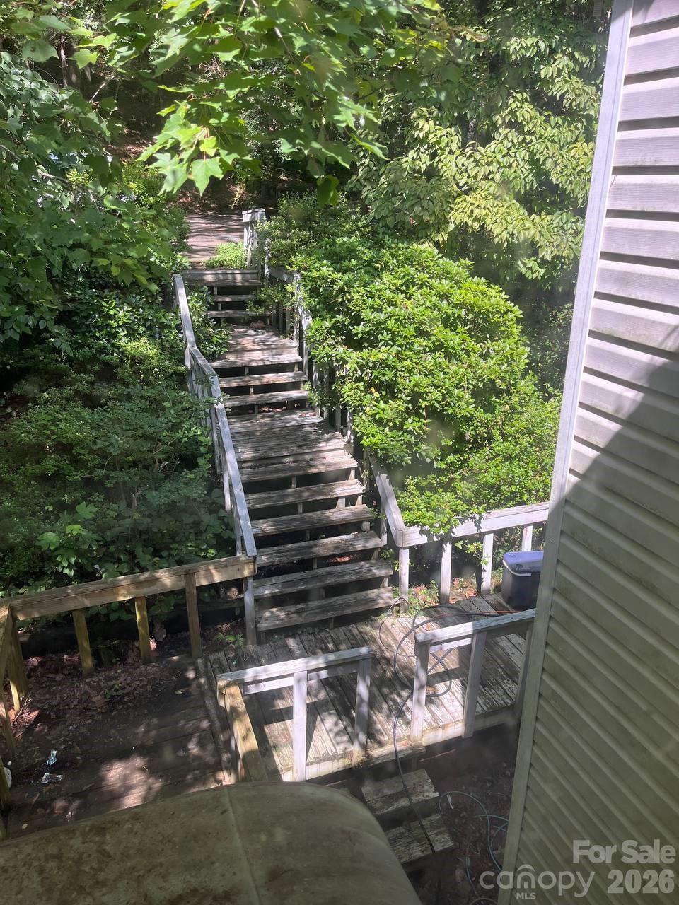 7882 Kinglet Road — Connelly Springs