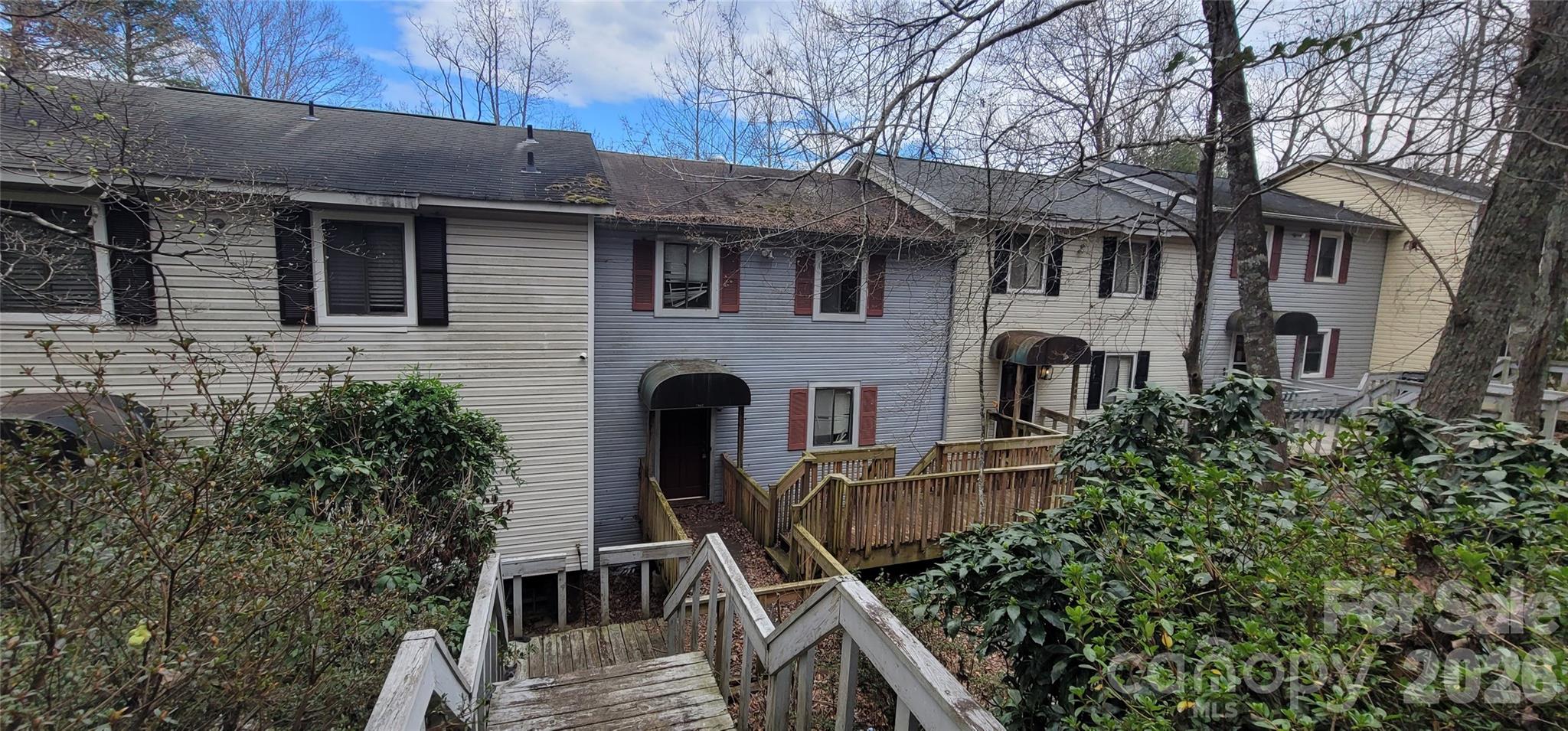 7882 Kinglet Road — Connelly Springs