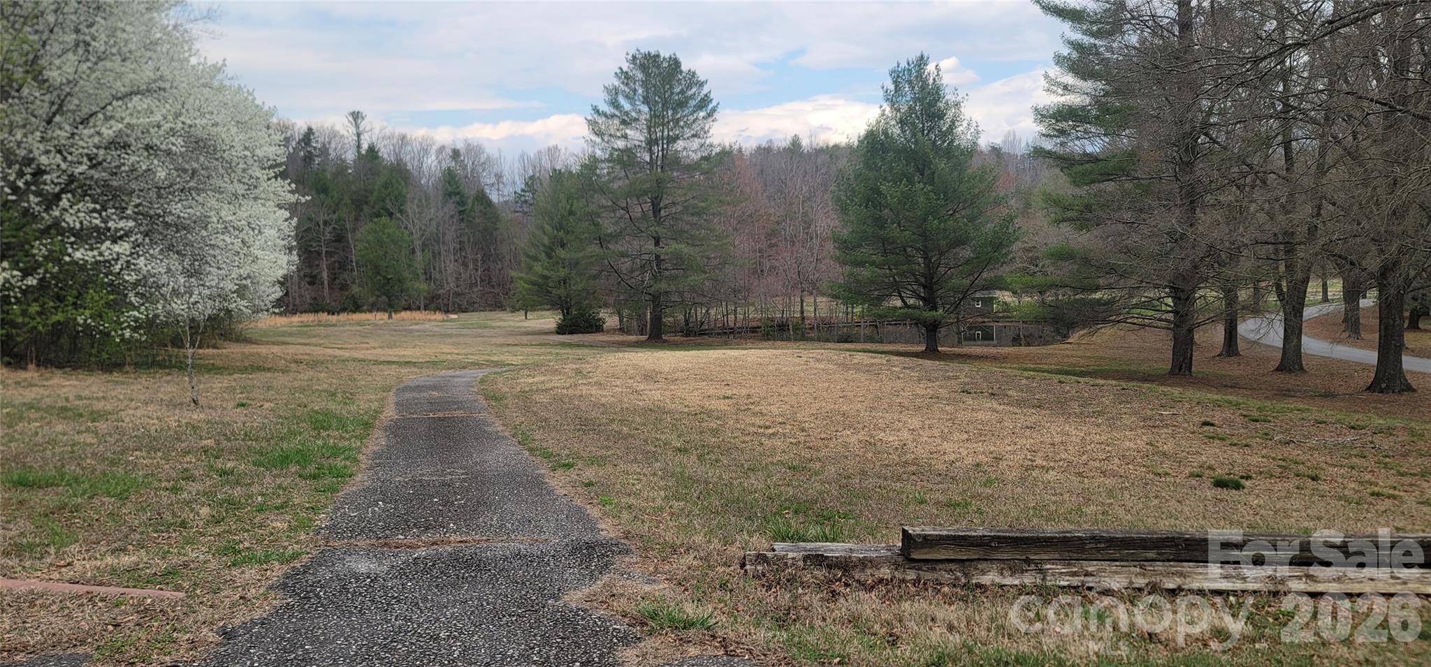 7882 Kinglet Road — Connelly Springs