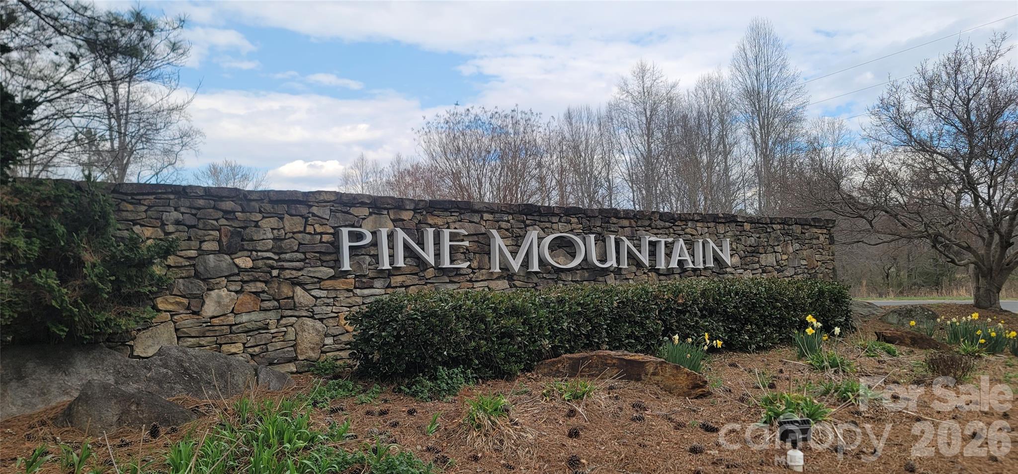 7882 Kinglet Road — Connelly Springs
